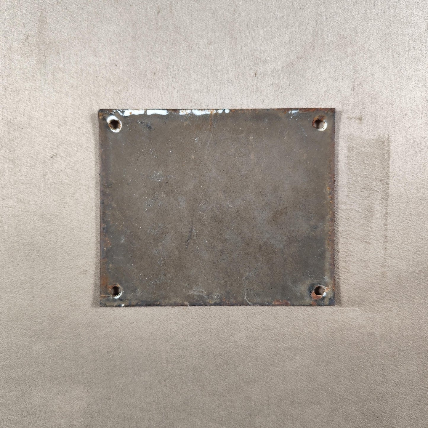 RARE Plaque de rue de ville Française Numéro 14 en tôle émaillée blanche Made in France Vintage 1950