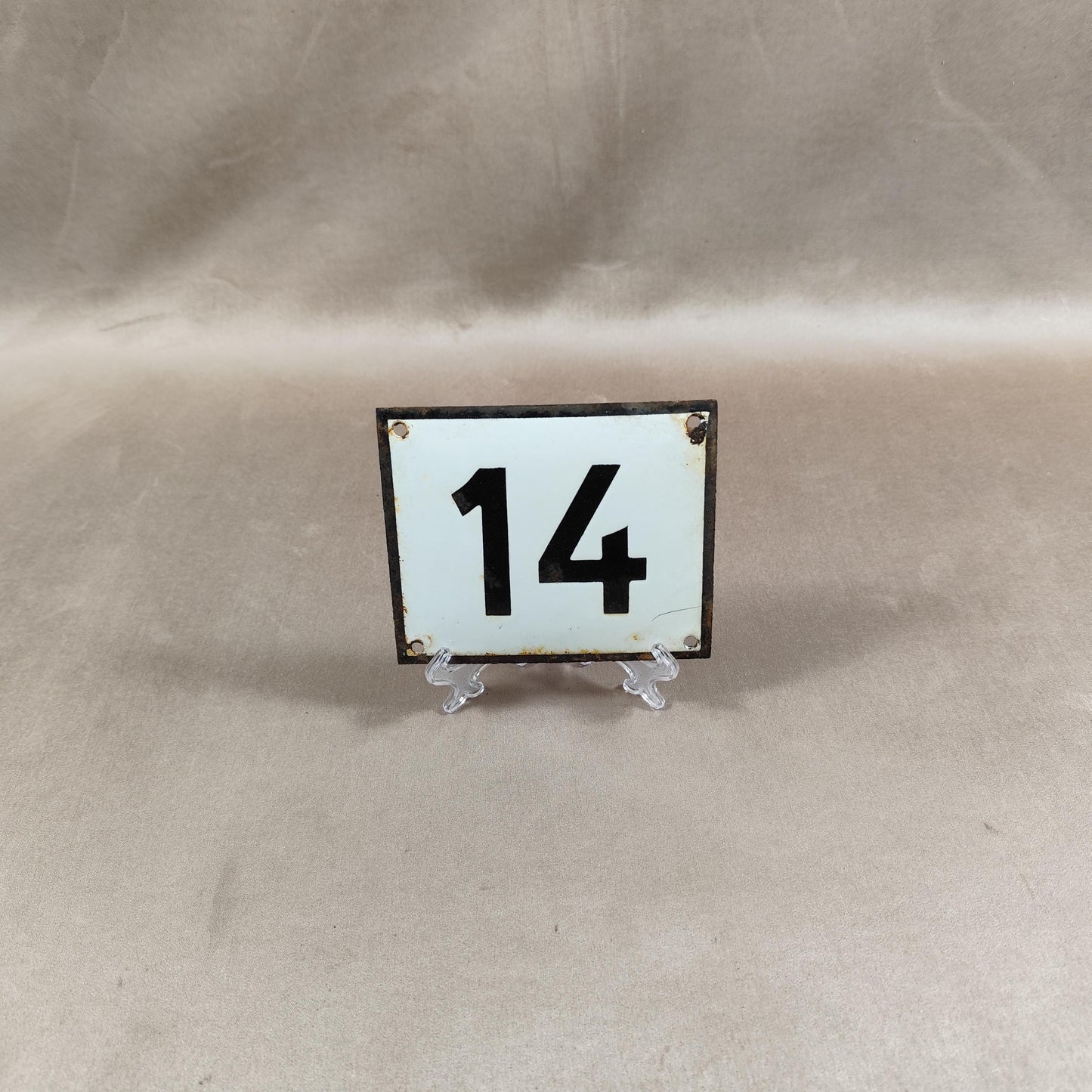 RARE Plaque de rue de ville Française Numéro 14 en tôle émaillée blanche Made in France Vintage 1950