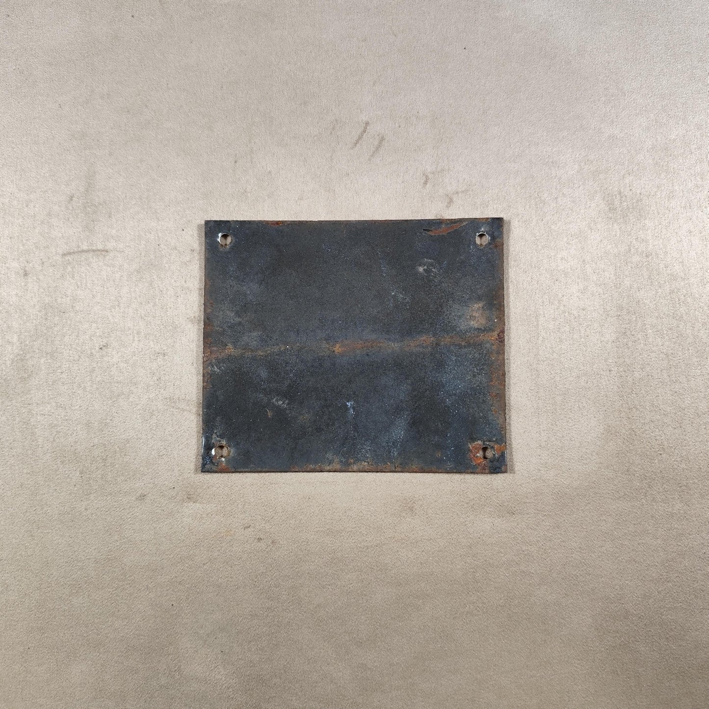 RARE Plaque de rue de ville Française Numéro 25 en tôle émaillée blanche Made in France Vintage 1950