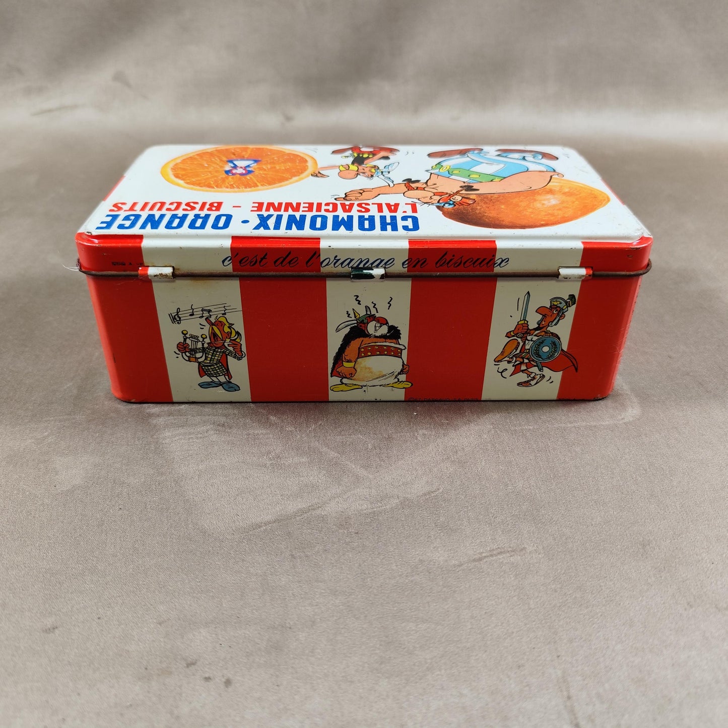 Boite à biscuits en tôle Astérix & Obélix Chamonix Orange Made in France Vintage 1970