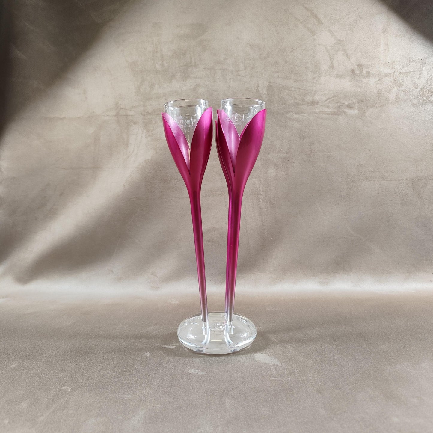 RARE Porte flûte 4 coupes à Champagne Moet et Chandon en forme de fleurs en plastique Made in France Vintage 1980