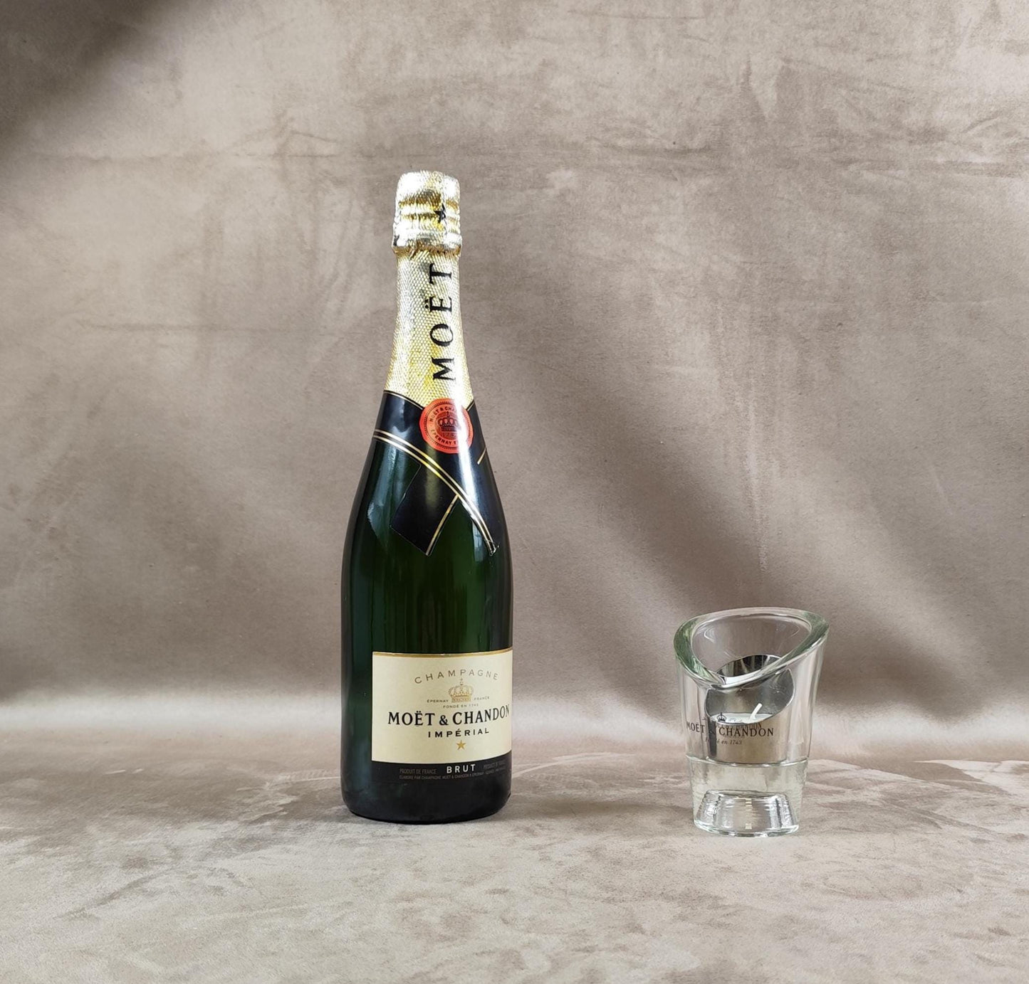RARE Bougeoir ou photophore Champagne Moet & Chandon en verre Made in France Vintage 1980
