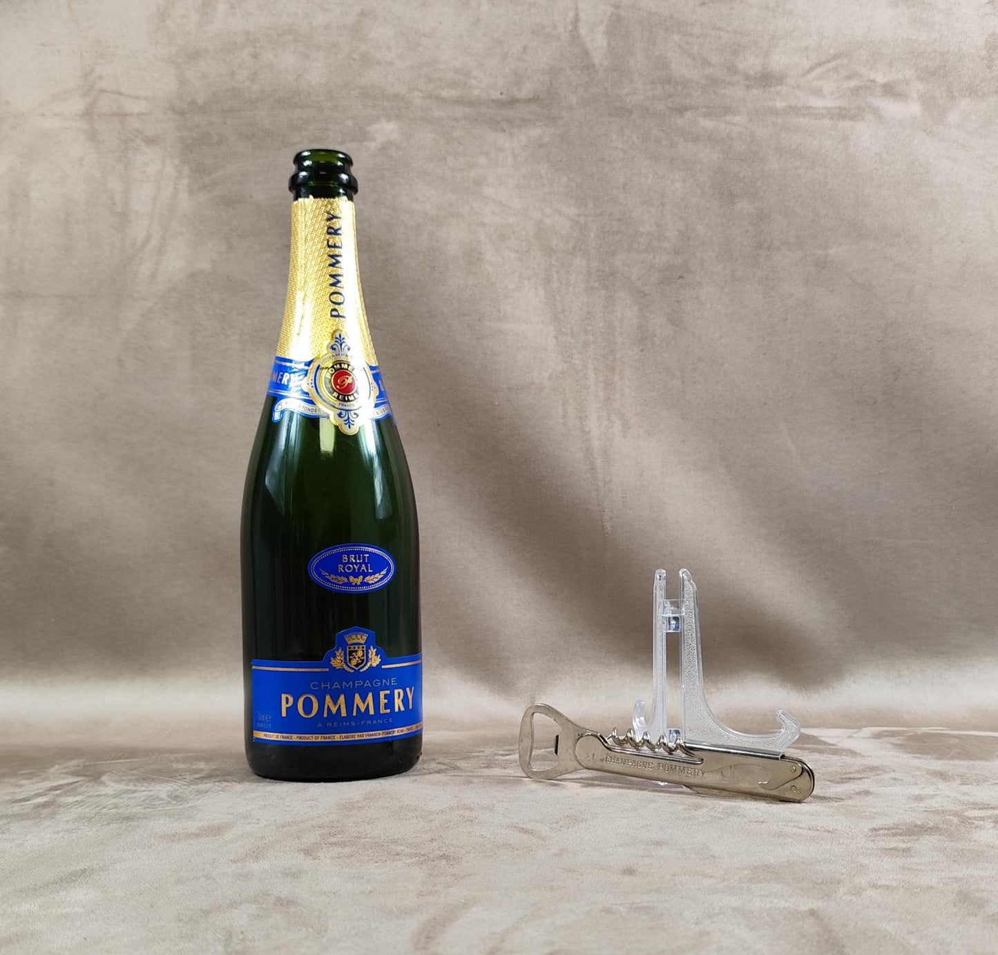 Décapsuleur, Tire-bouchon Champagne Pommery en métal Made in France Vintage 1970