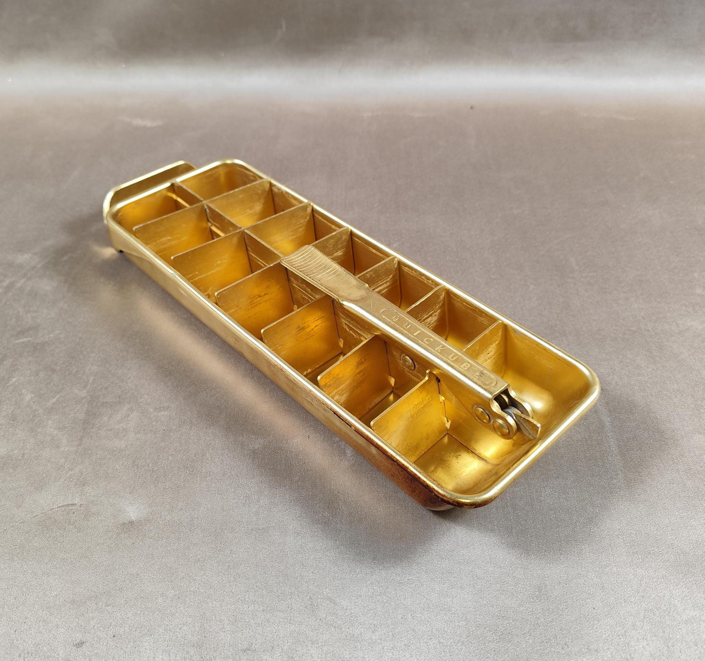 Bac à glaçons QUICKUBE en alu doré Made in France Vintage 1970