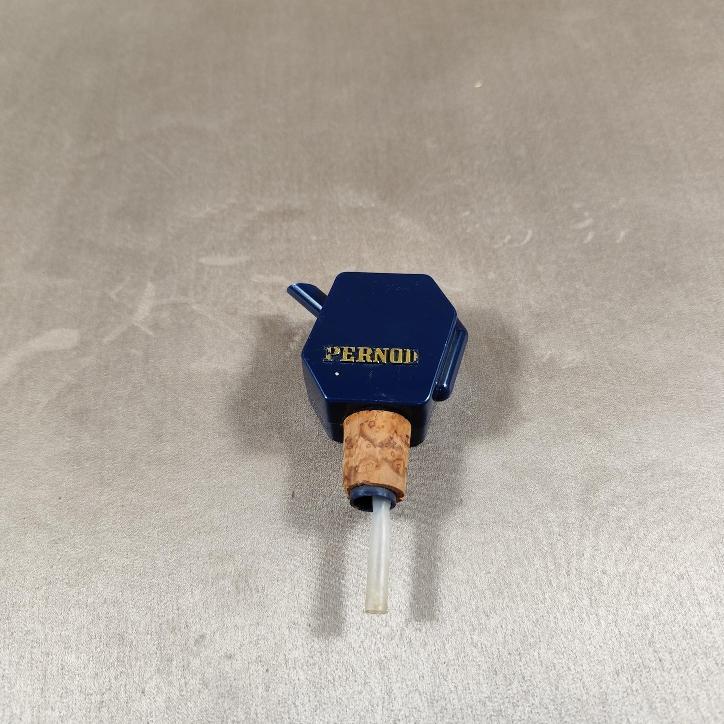 Bouchon de bouteille Pernod en plastique Made in France Vintage 1980