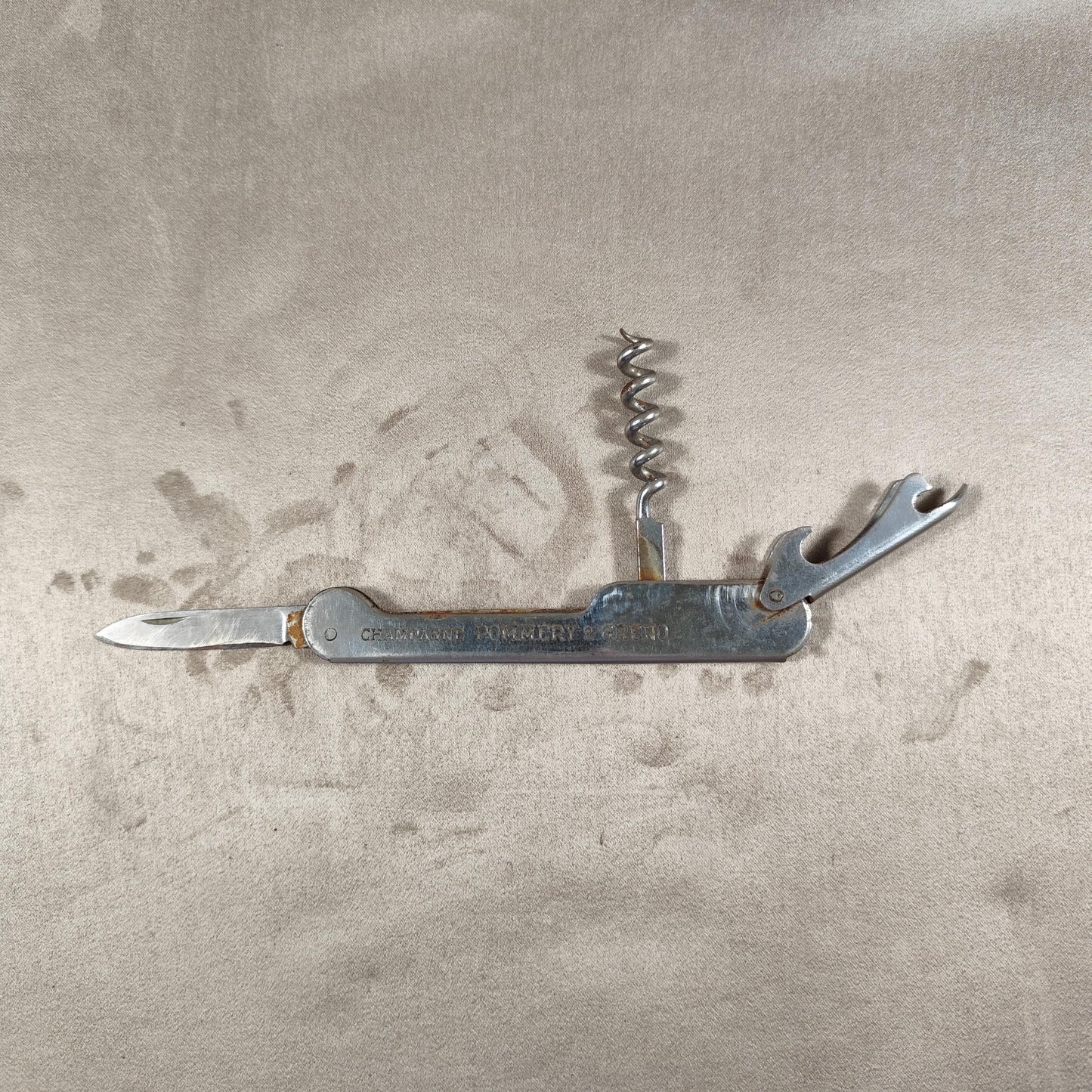 Décapsuleur, Tire-bouchon Champagne Pommery en métal Made in France Vintage 1970