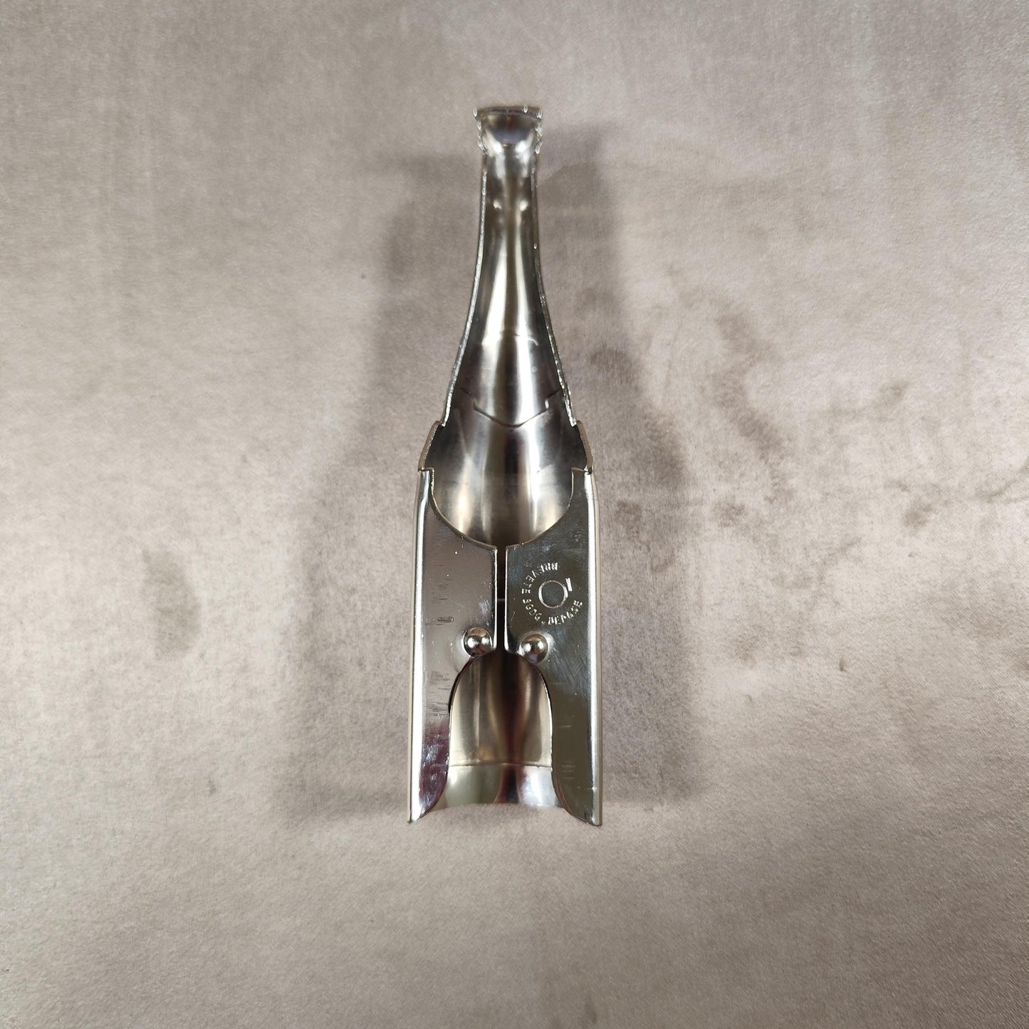 Décapsuleur, Ouvre bouteille Champagne en métal Made in France Vintage 1980