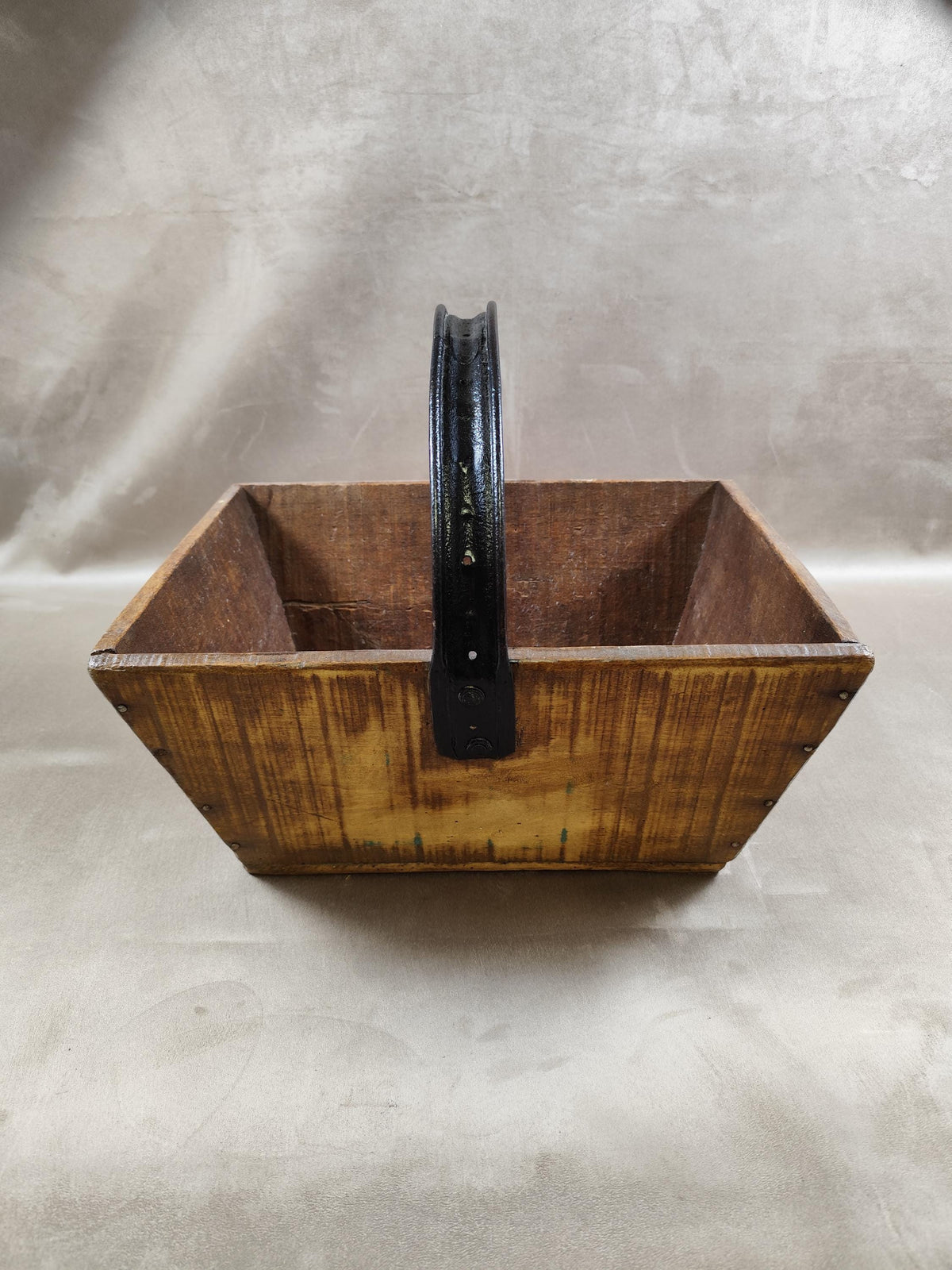 Panier de récolte pour les vendanges Made in France Vintage 1900