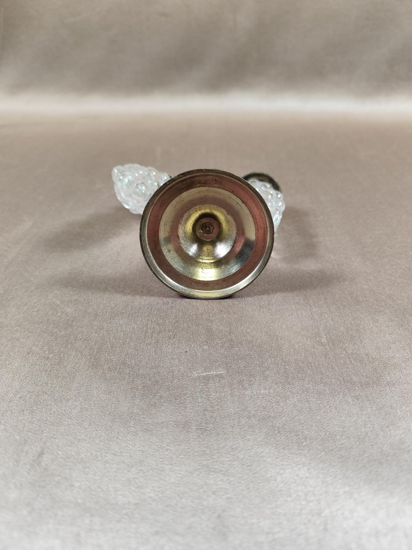 Salière et poivrière en métal argenté et verre forme grappe raisin Made in France Vintage 1950