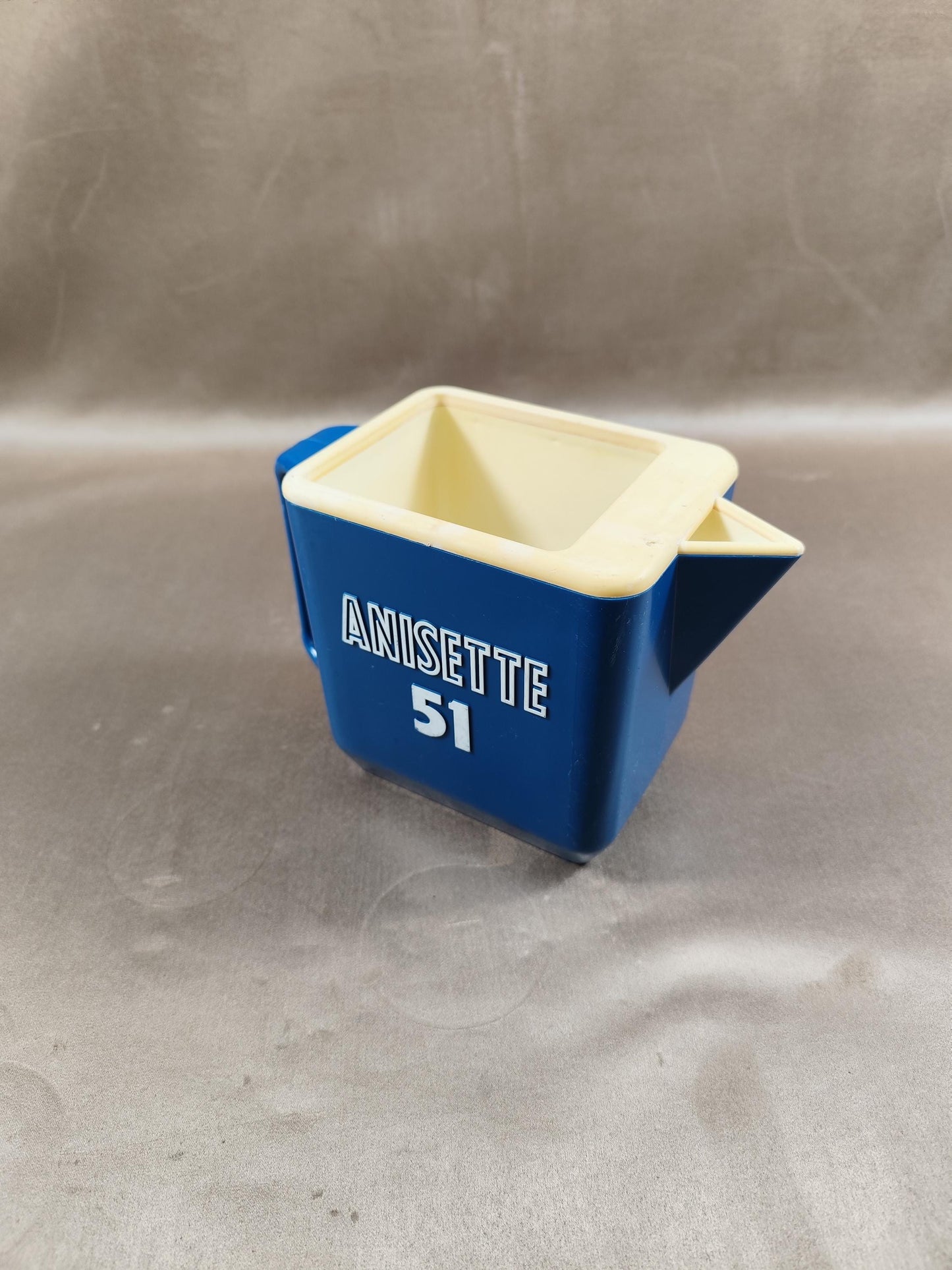 Pichet Anisette 51 en plastique Made in France Vintage 1970