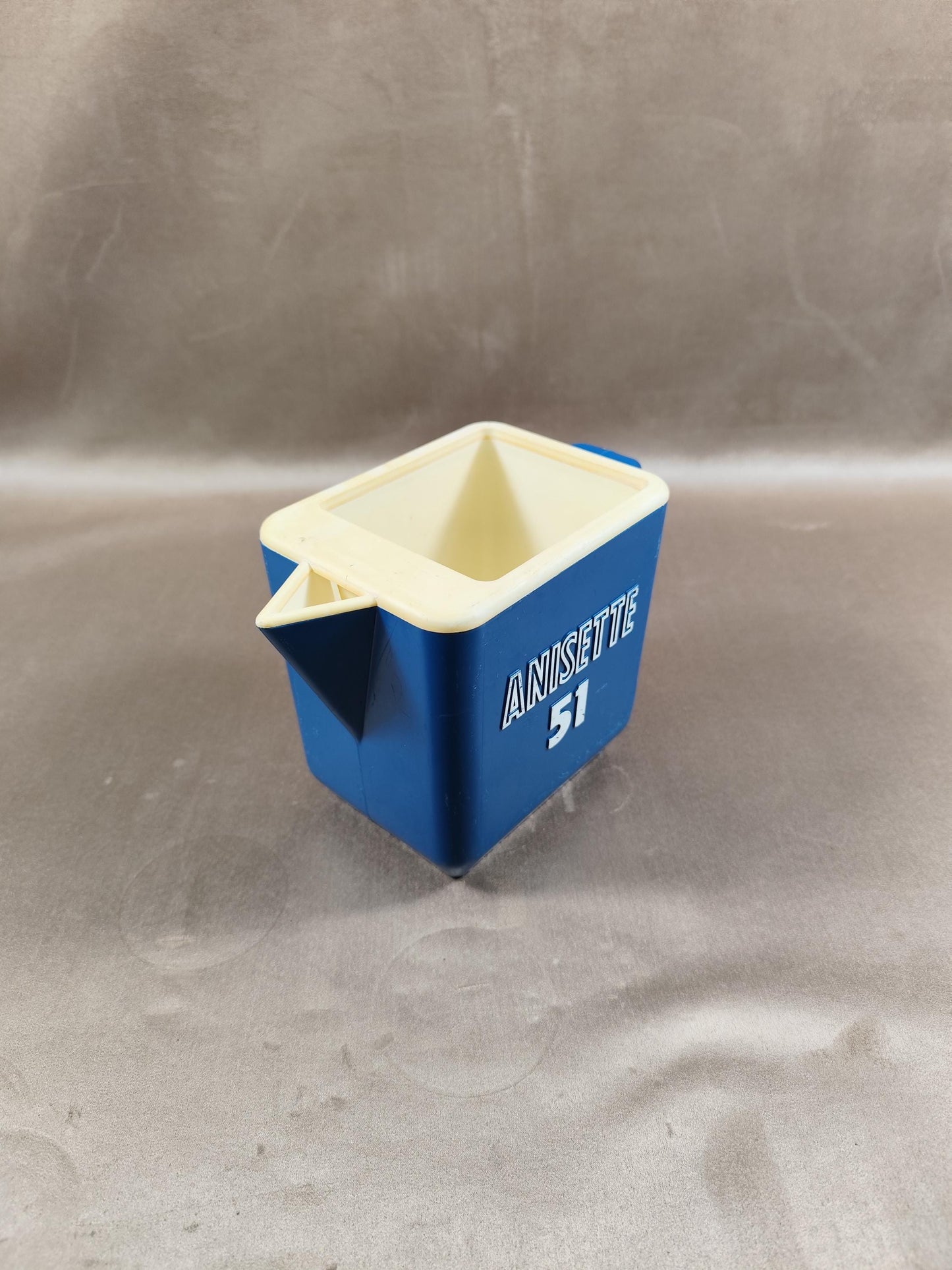 Pichet Anisette 51 en plastique Made in France Vintage 1970