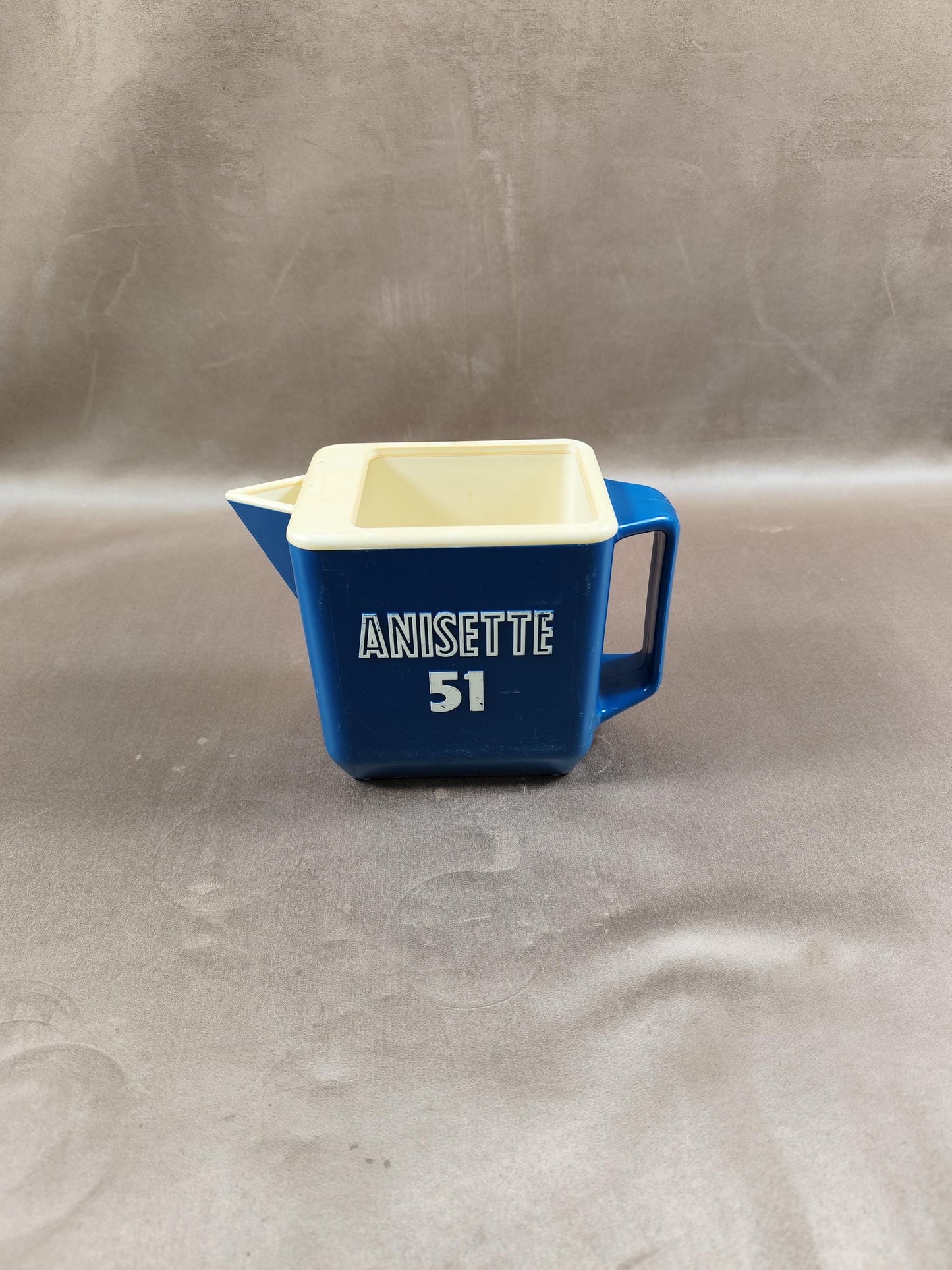 Pichet Anisette 51 en plastique Made in France Vintage 1970