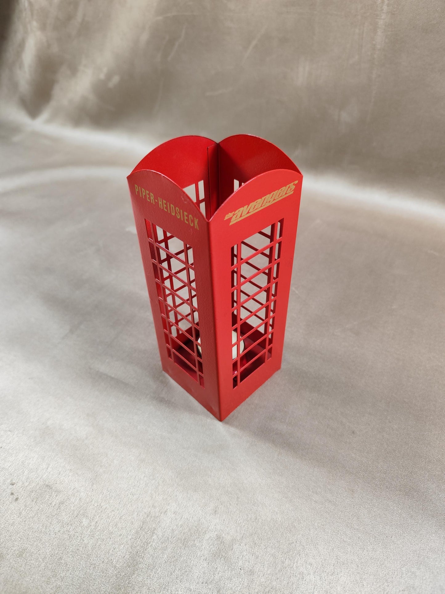 Photophore Champagne Piper-Heidsieck The avengers Chapeau melon bottes de cuirs Made in France Vintage 1980