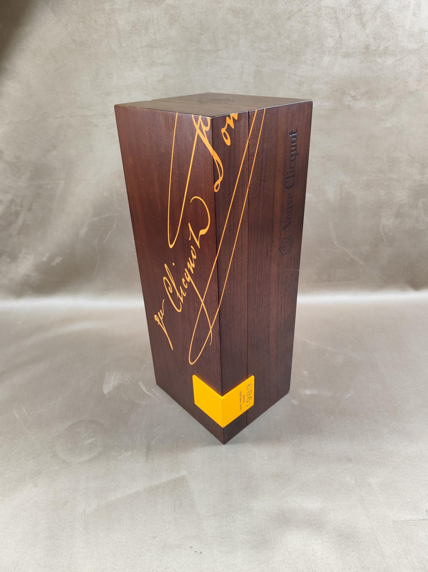 Caisse en bois pour Magnum Champagne Veuve Clicquot Made in France Vintage 1980