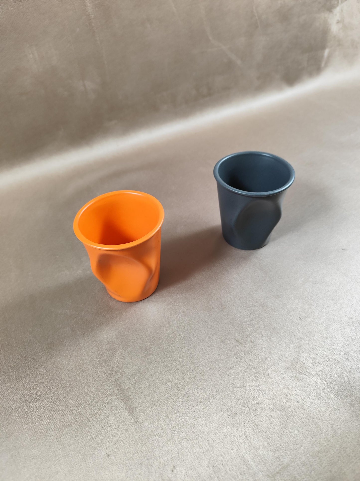 Lot de 2 grand gobelet Froissé REVOL en céramique Made in France Vintage 2000