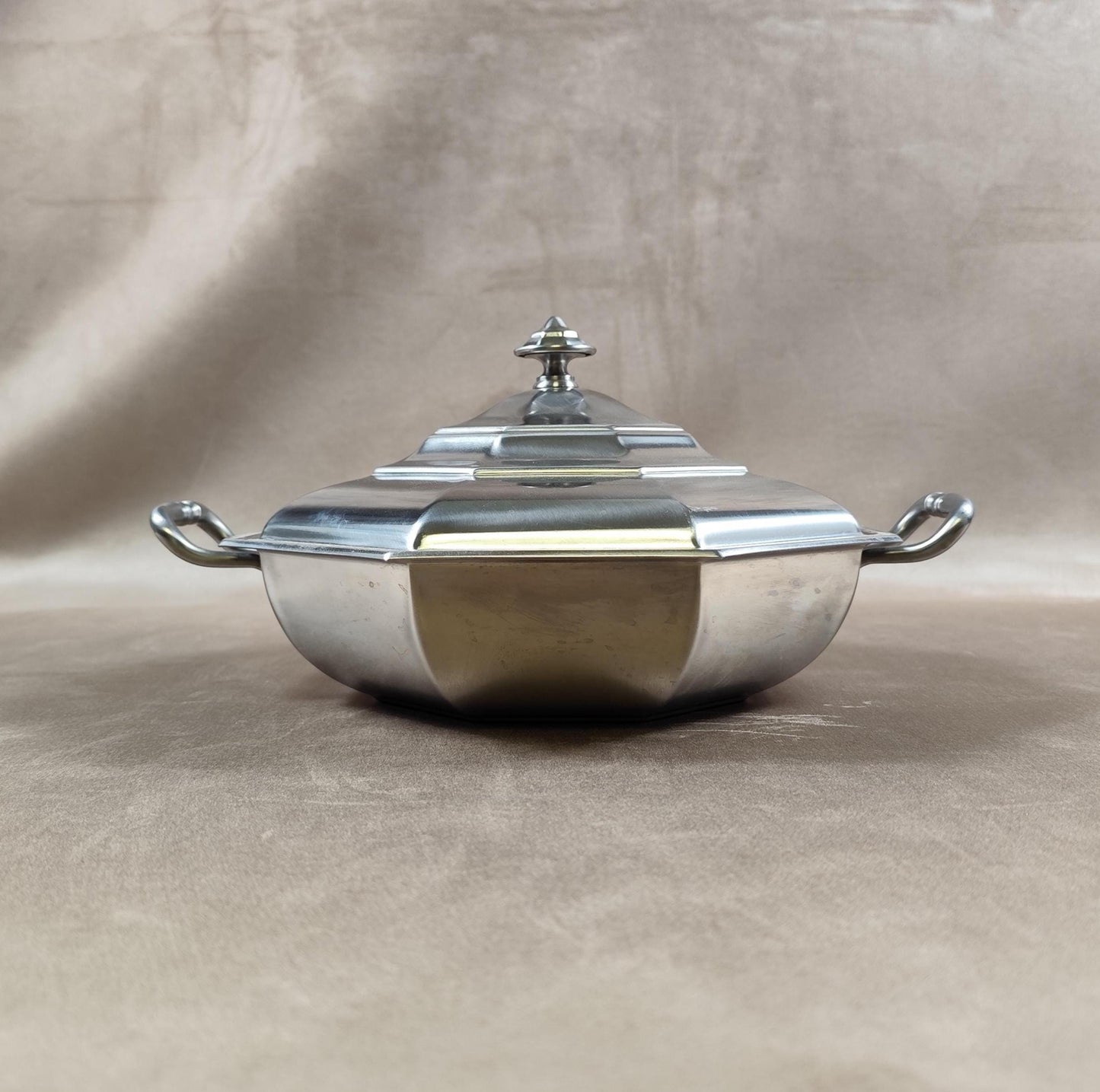 Soupière en acier inoxydable Jean Couzon Made in France Vintage 1970