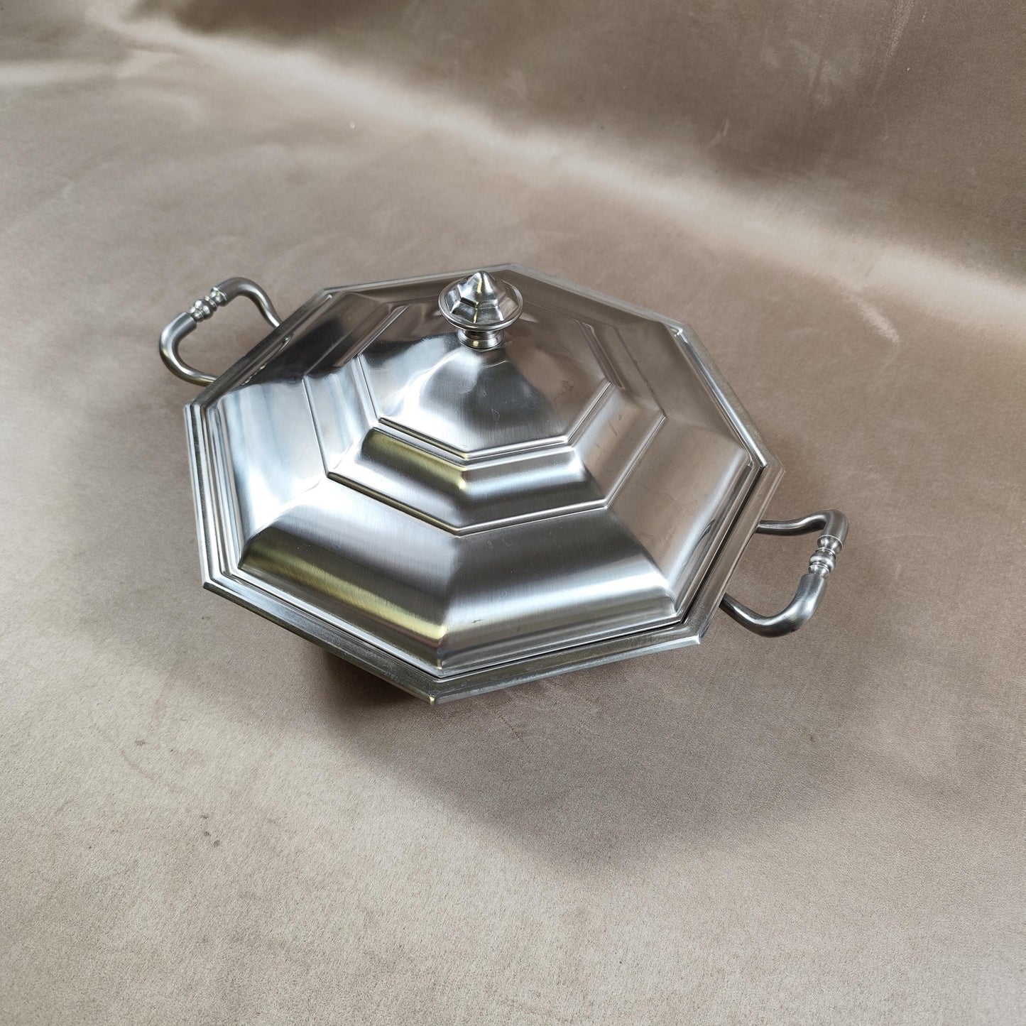 Soupière en acier inoxydable Jean Couzon Made in France Vintage 1970