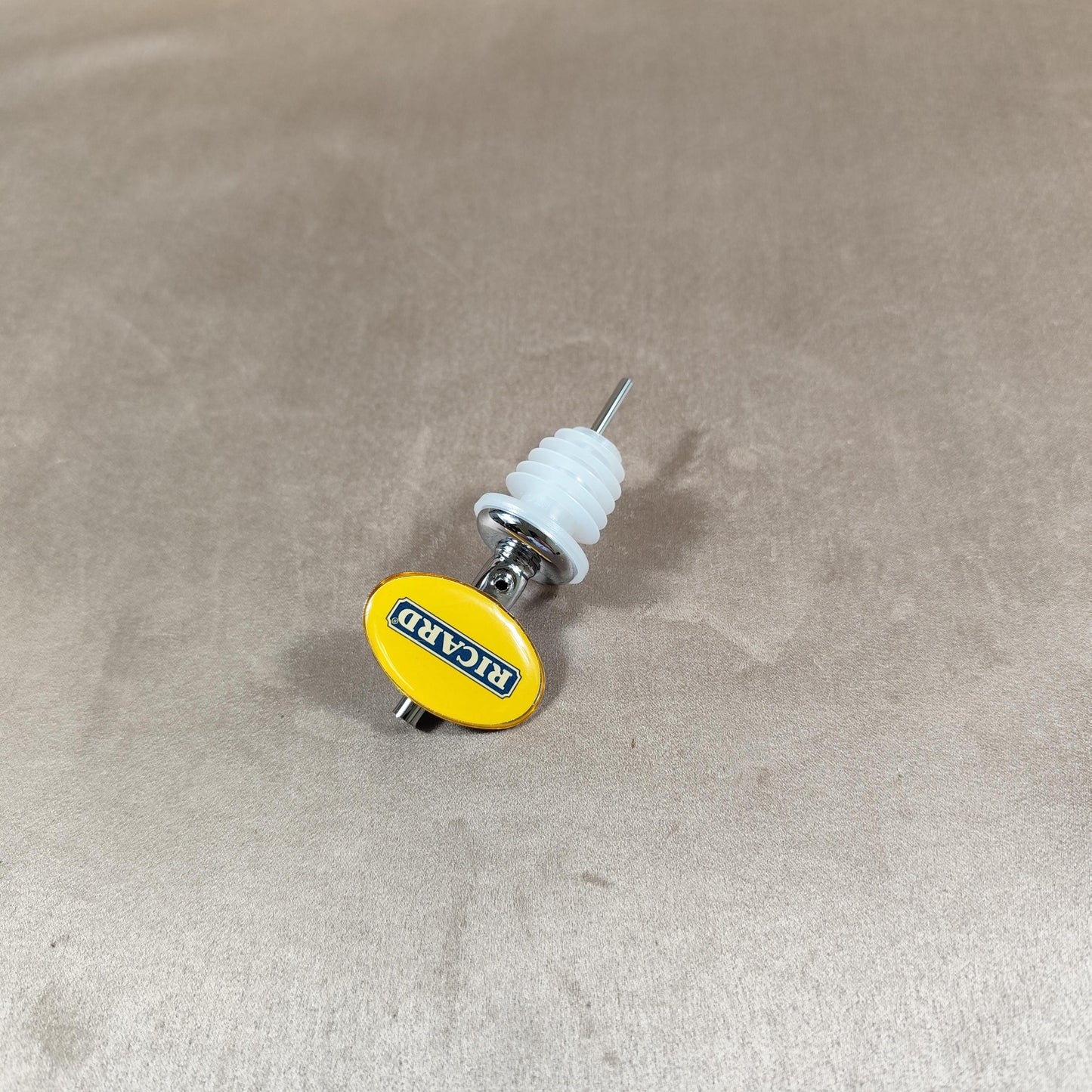 Bouchon de bouteille Ricard en plastique et métal Made in France Vintage 1980