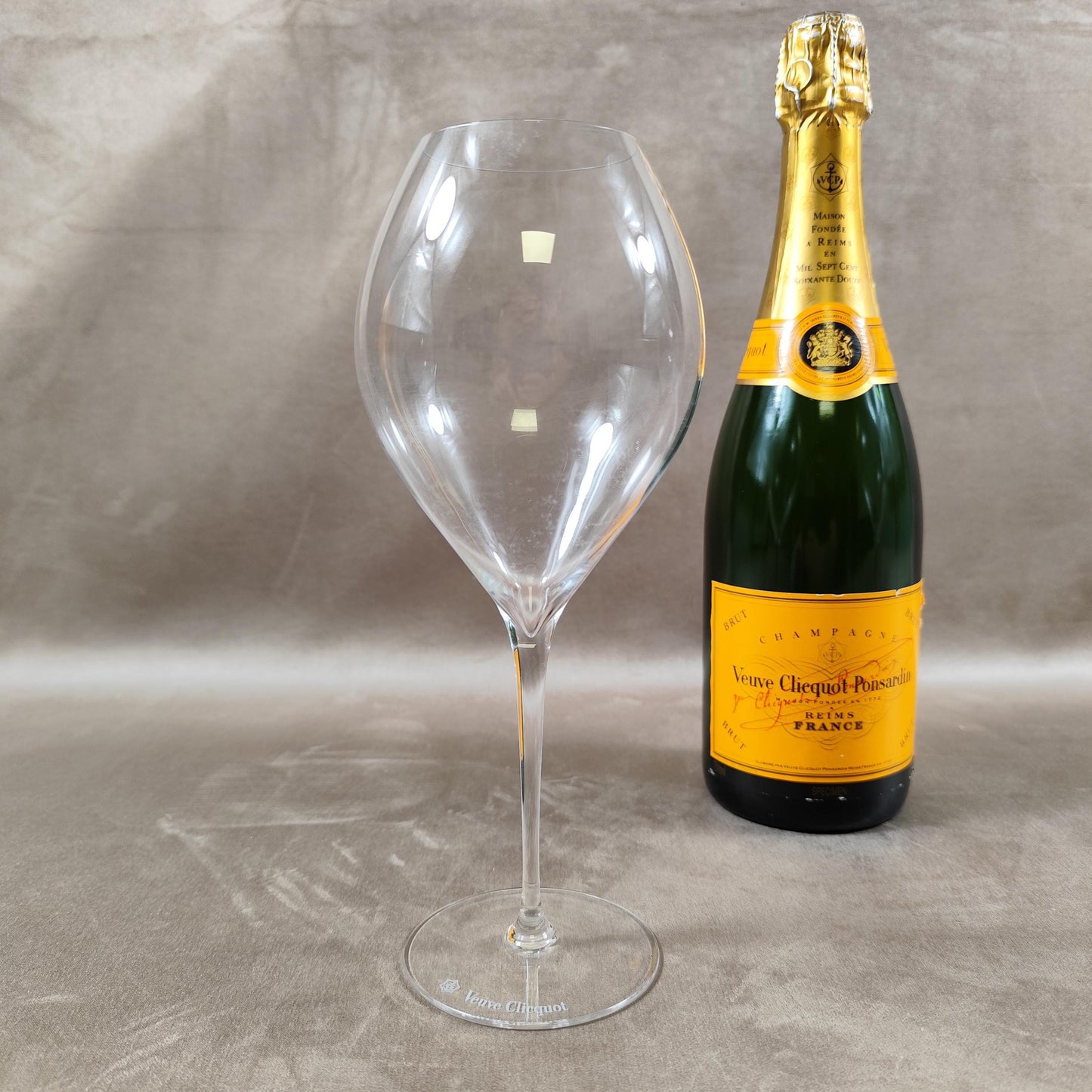 Coffret de 2 Flûtes Veuve Clicquot Ponsardin en cristal Made in France Vintage 1990