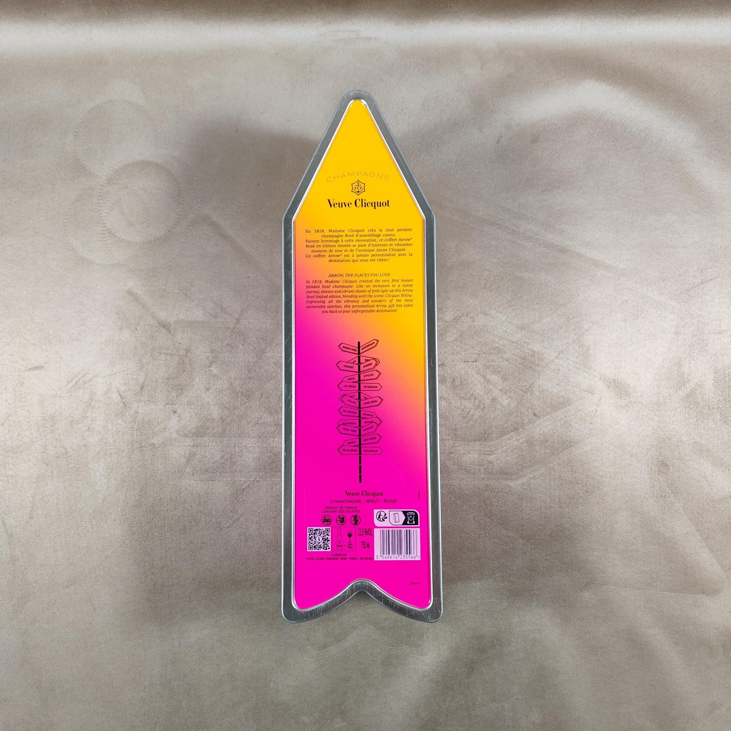 RARE Veuve Clicquot boite en métal "Follow Your Sun" panneau flèche BOODLE BEASLEY Made in France Vintage 1990