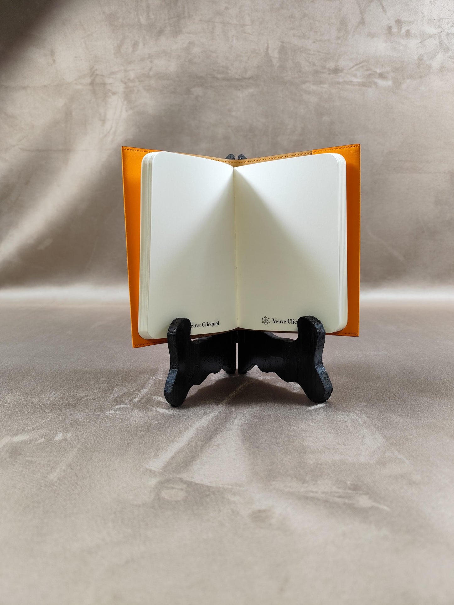 Carnet Champagne Veuve Clicquot Ponsardin en cuir galuchat Made in France Vintage 1990