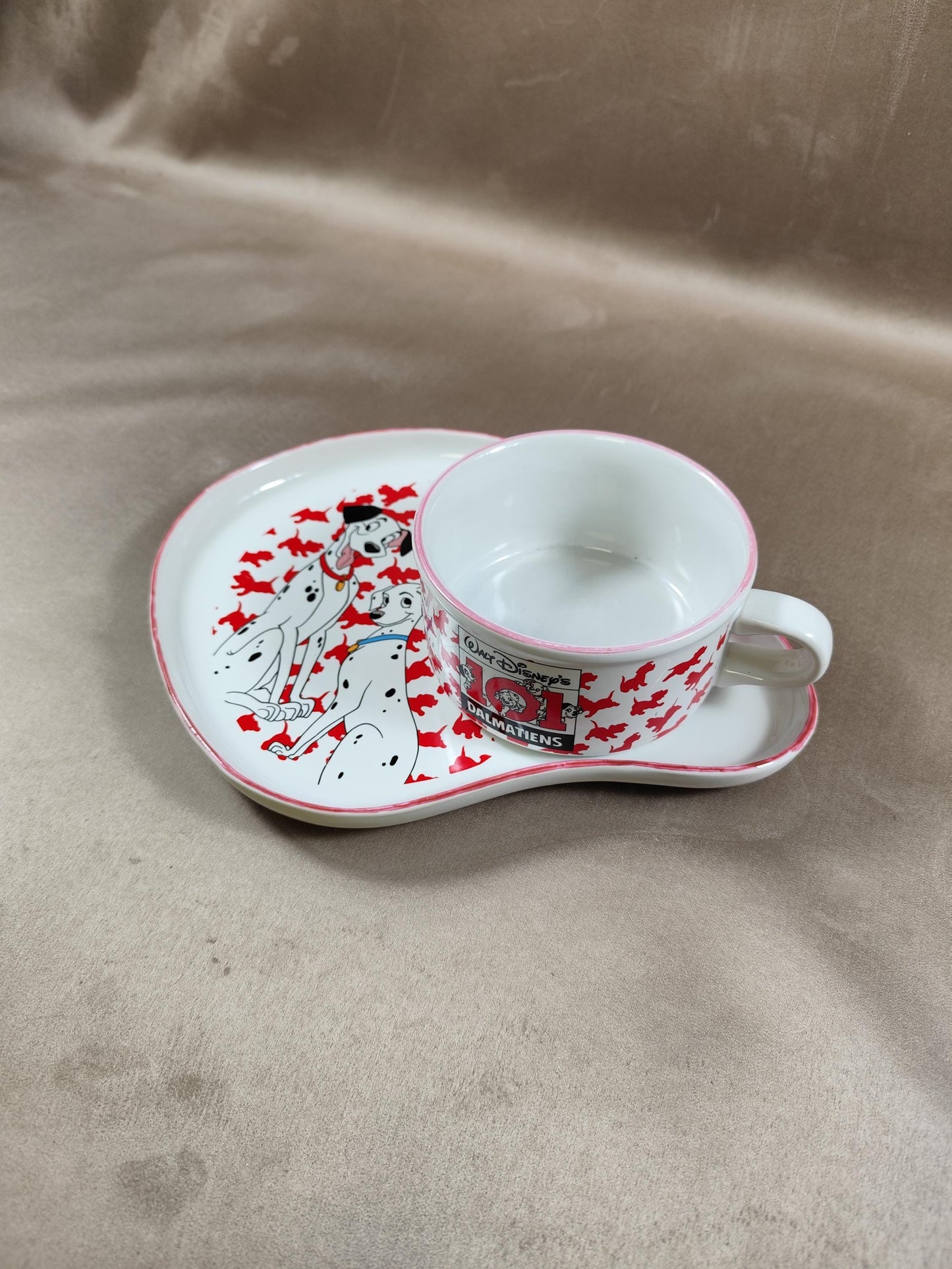 Service à petit déjeuner Walt Disney 101 dalmatiens Made in France Vintage 1990