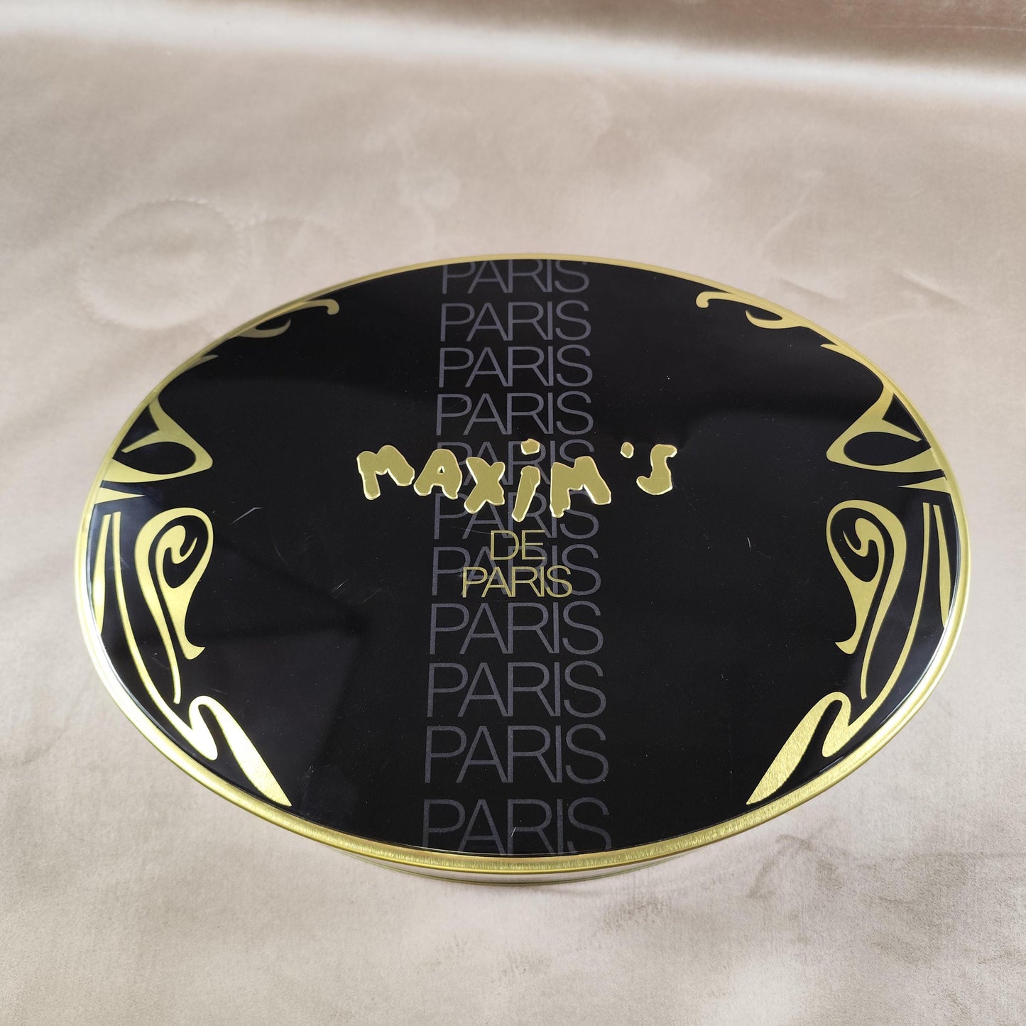 Boite Maxim's de Paris en aluminium Made in France Vintage 1970