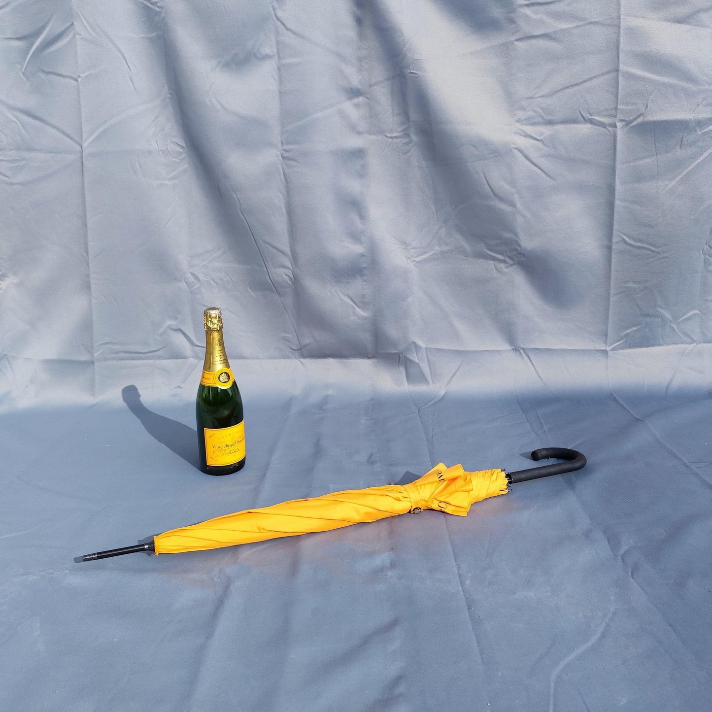 RARE Parapluie Champagne Veuve Clicquot Ponsardin Made in France Vintage 1990