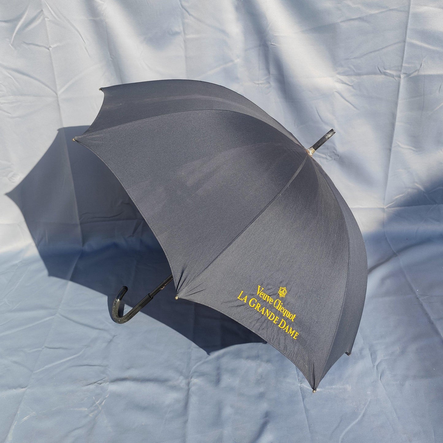 RARE Parapluie Champagne Veuve Clicquot Grande Dame Made in France Vintage 1990