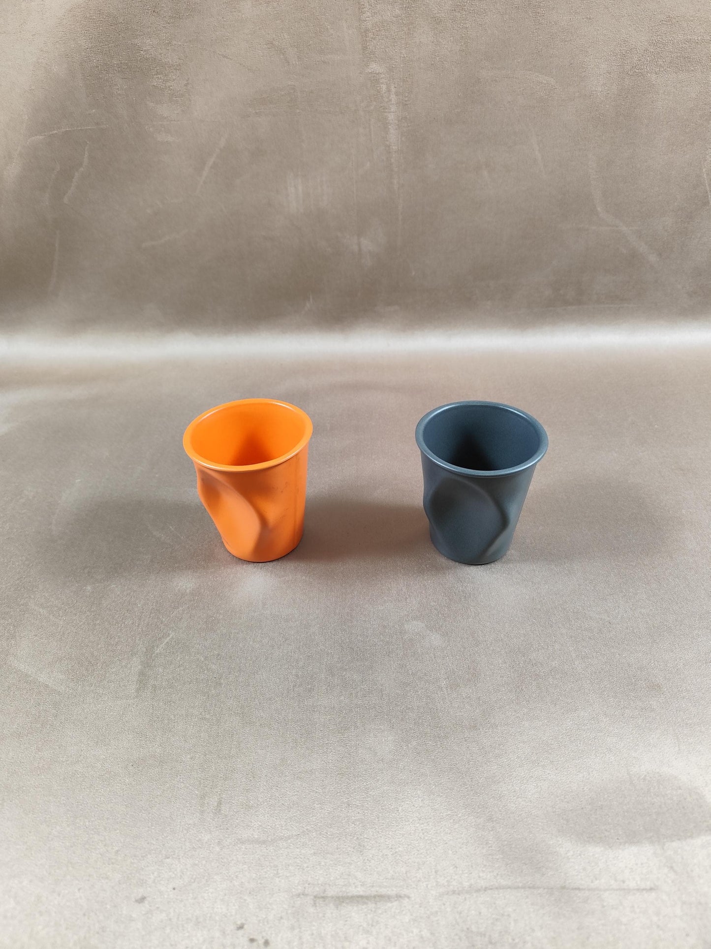 Lot de 2 grand gobelet Froissé REVOL en céramique Made in France Vintage 2000