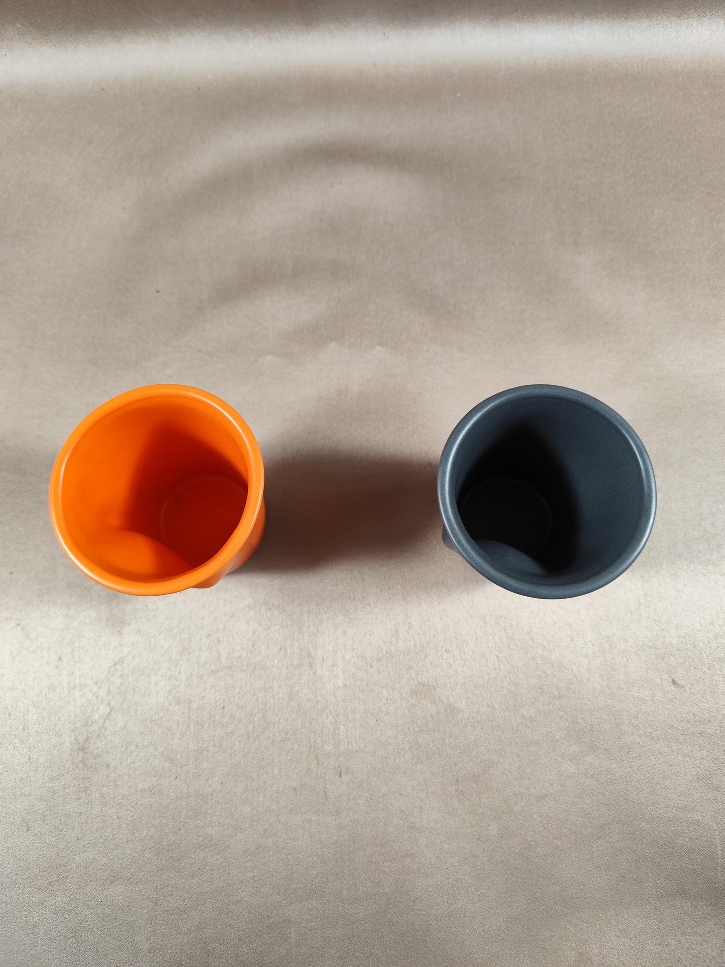 Lot de 2 grand gobelet Froissé REVOL en céramique Made in France Vintage 2000