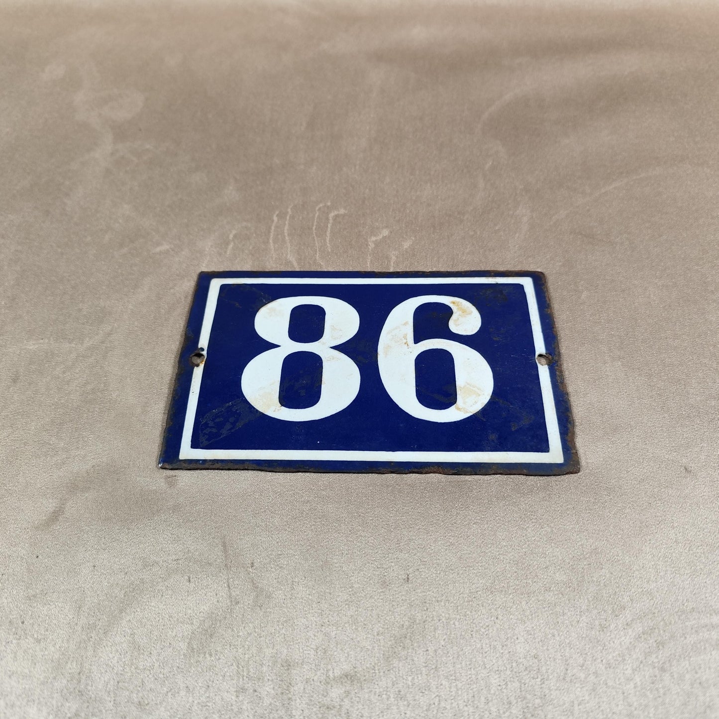 RARE Plaque de rue de ville Française Numéro 86 en tôle émaillée bleue Made in France Vintage 1900