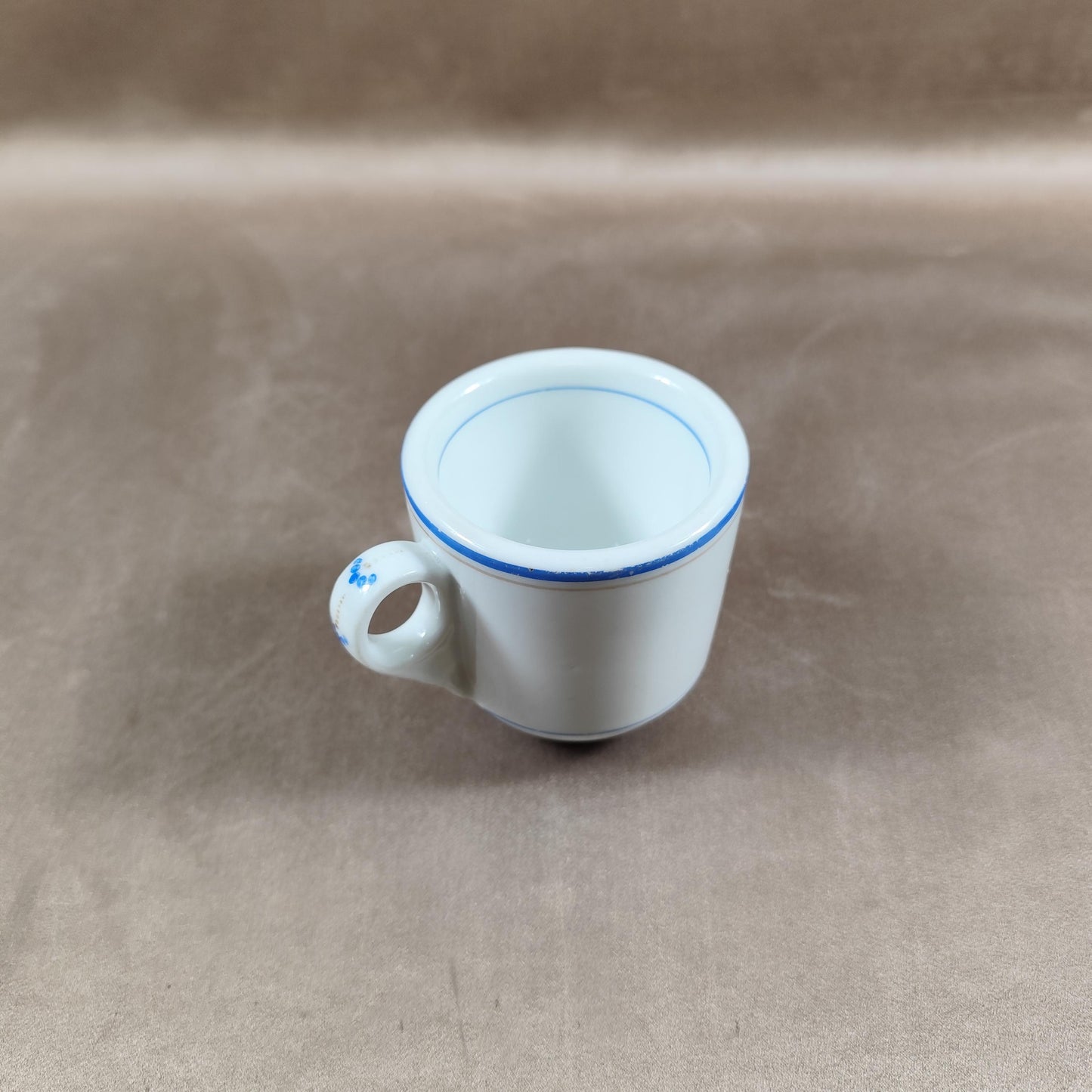 Tasse Brûlot ancienne en faïence blanche Made in France Vintage 1920