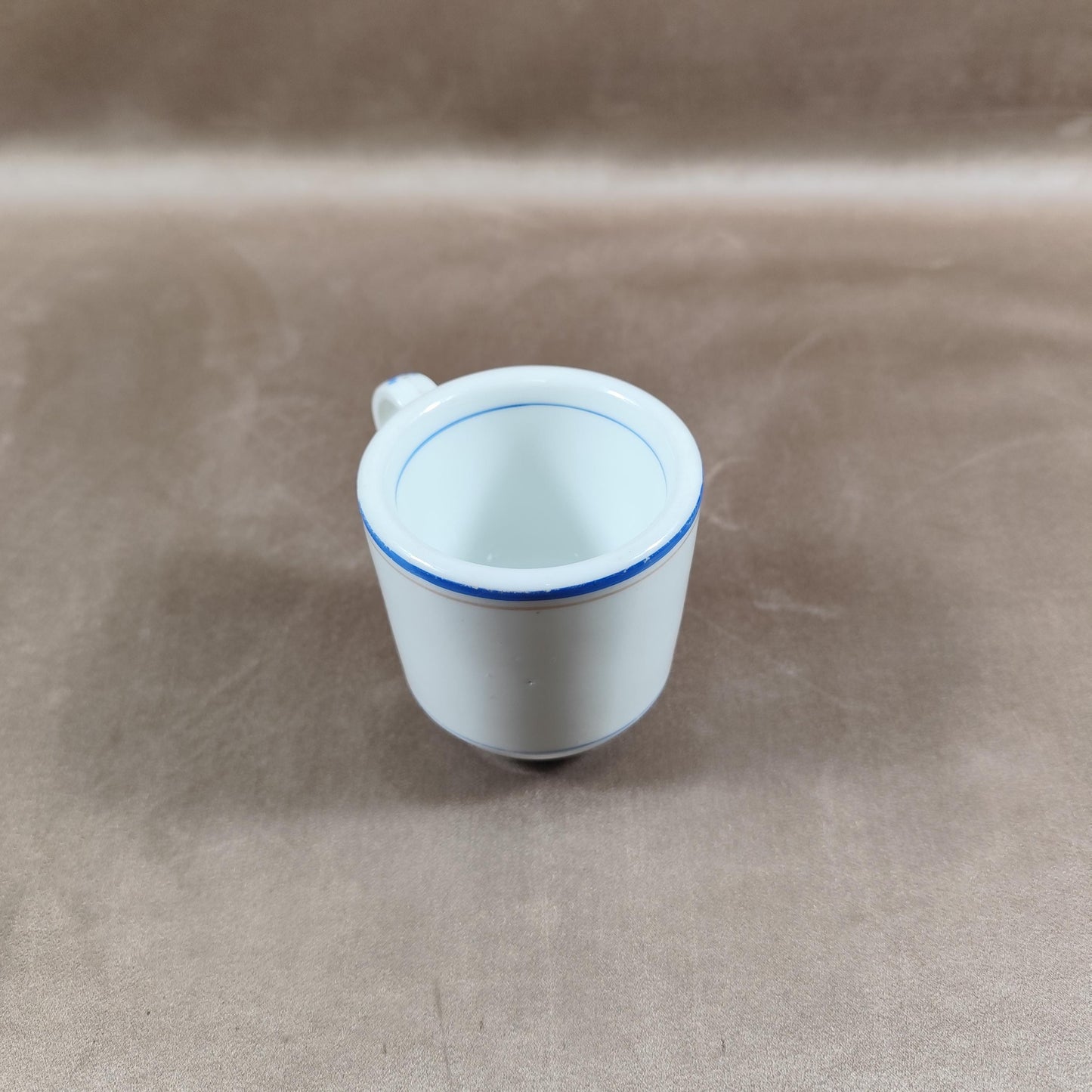 Tasse Brûlot ancienne en faïence blanche Made in France Vintage 1920