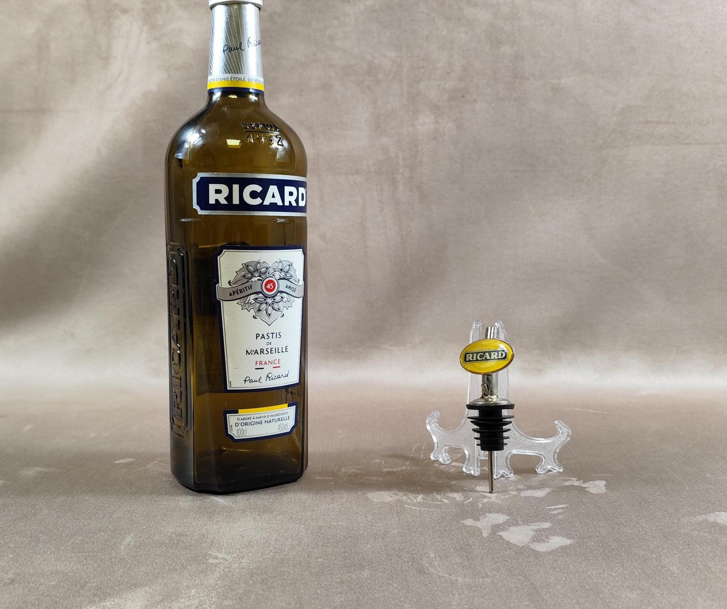 Bouchon de bouteille Ricard en plastique et métal Made in France Vintage 1980