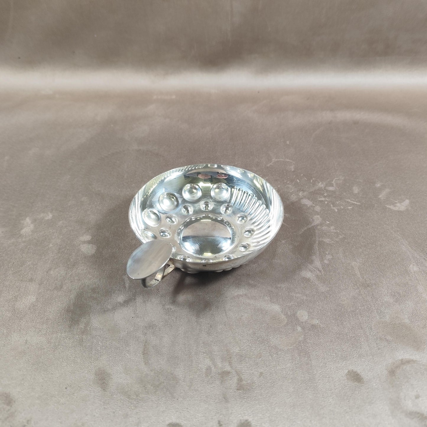 Tastevin en métal argenté avec Poinçon d'Orfèvre Made in France Vintage 1950