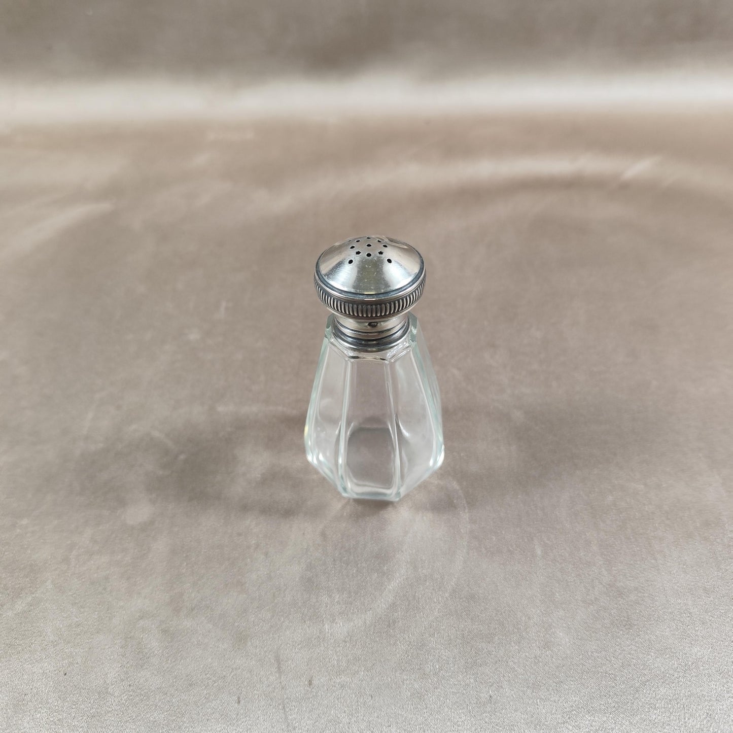 Saleron en argent massif et verre avec Poinçon d'Orfèvre Made in France Vintage 1900