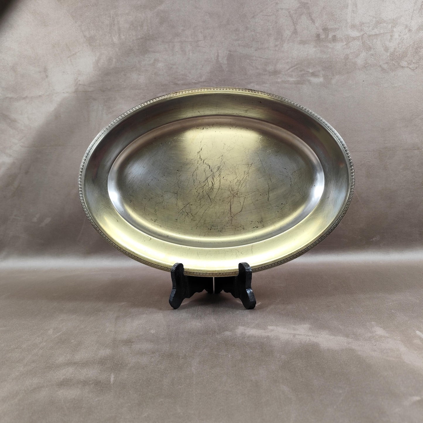 Plat Christofle en métal argenté ligne Malmaison avec poinçon d'orfèvre Made in France Vintage 1900