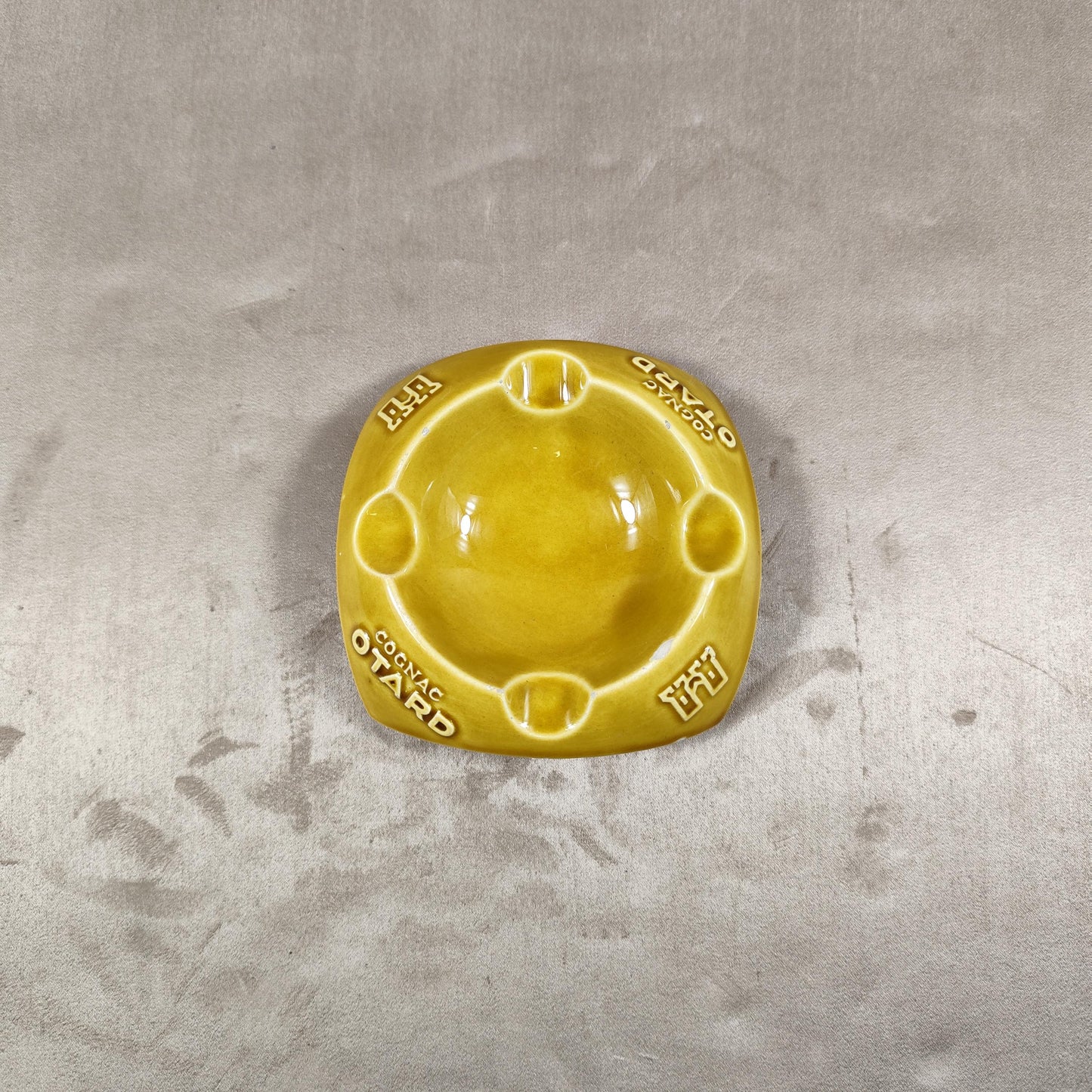 Cendrier Publicitaire Cognac OTARD en faience Made in France Vintage 1970