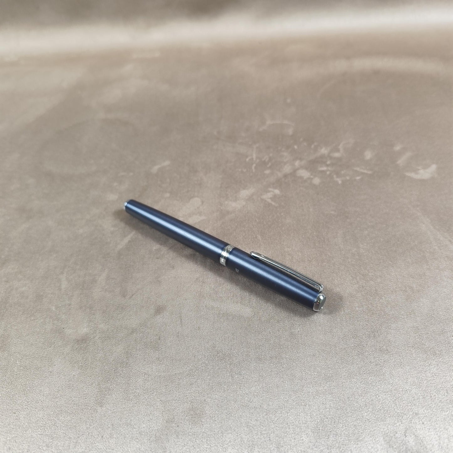 RARE Stylo roller Dom Ruinart gris métal Made in France Vintage 1980