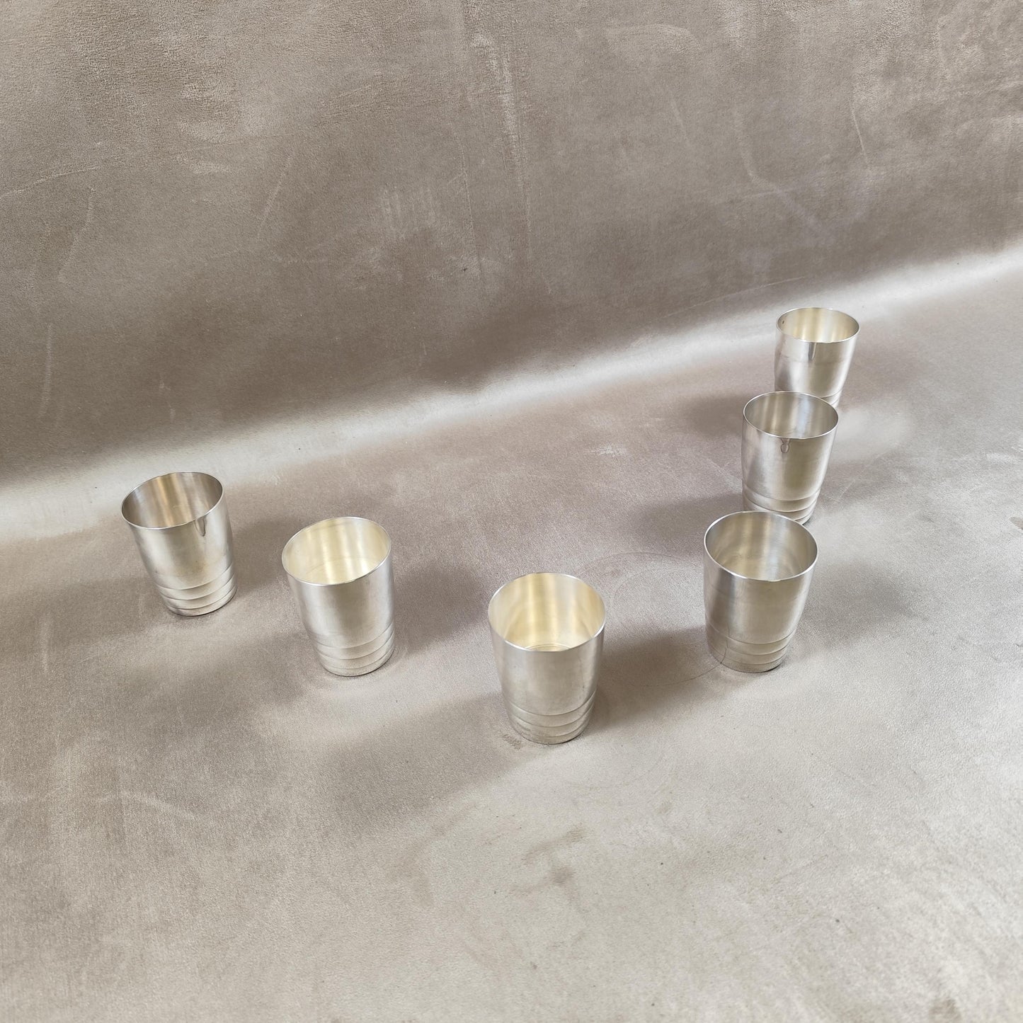 Lot de 6 verres à liqueurs en Métal Argenté avec Poinçon d'Orfèvre Made in France Vintage 1900