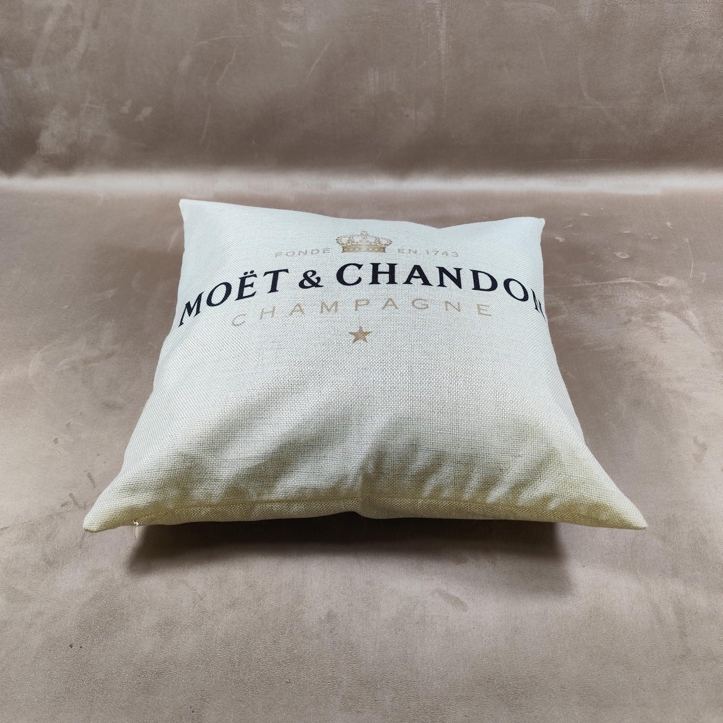 Coussin Champagne Moët et Chandon en coton Made in France Vintage 1990