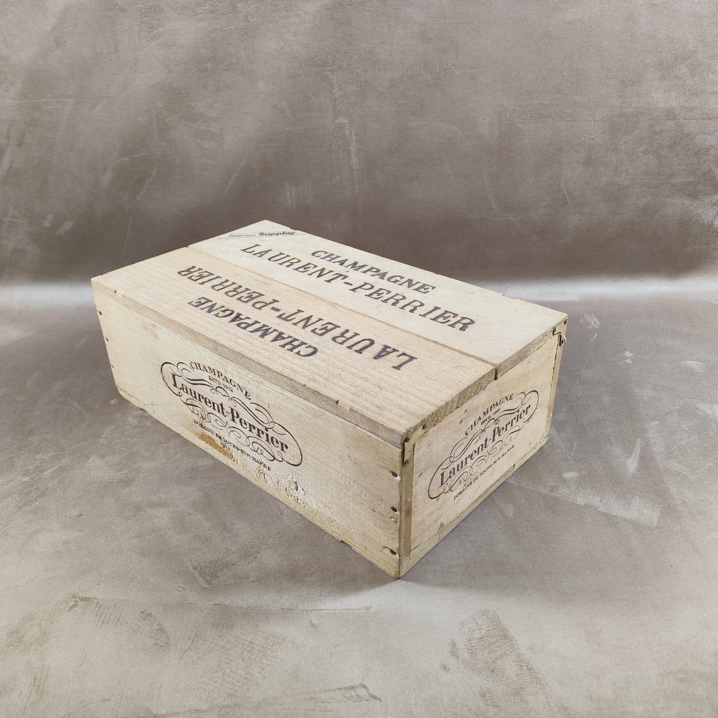 Caisse en Bois pour Bouteilles de Champagne Laurent Perrier Made in France Vintage 1980