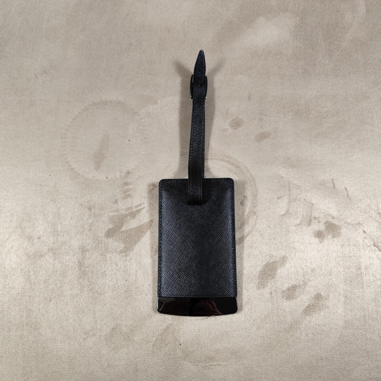 Etiquette à bagage en cuir Champagne Dom Perignon Made in France Vintage 1990