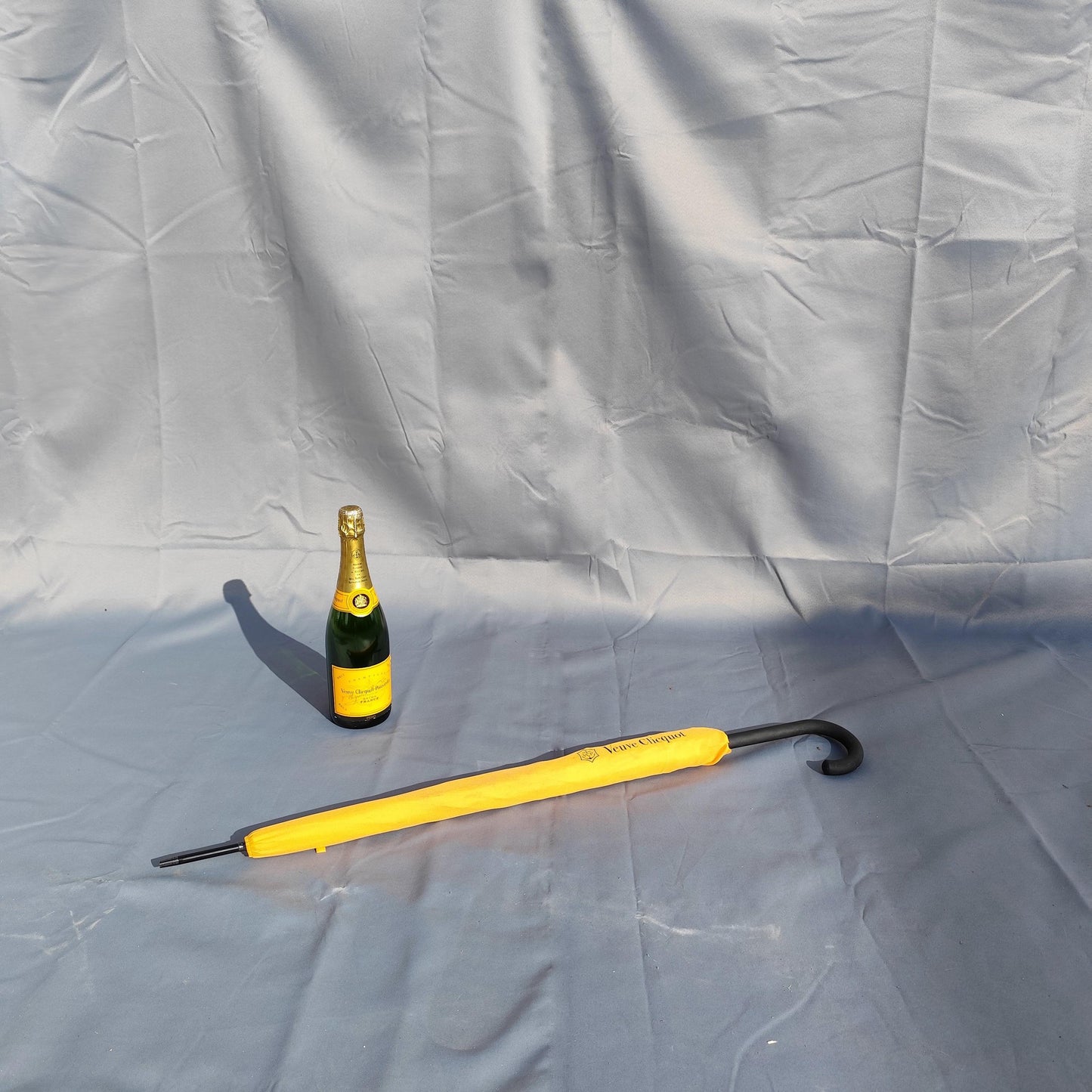 RARE Parapluie Champagne Veuve Clicquot Ponsardin Made in France Vintage 1990