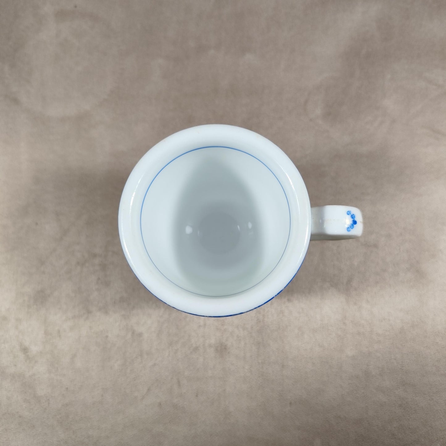 Tasse Brûlot ancienne en faïence blanche Made in France Vintage 1920