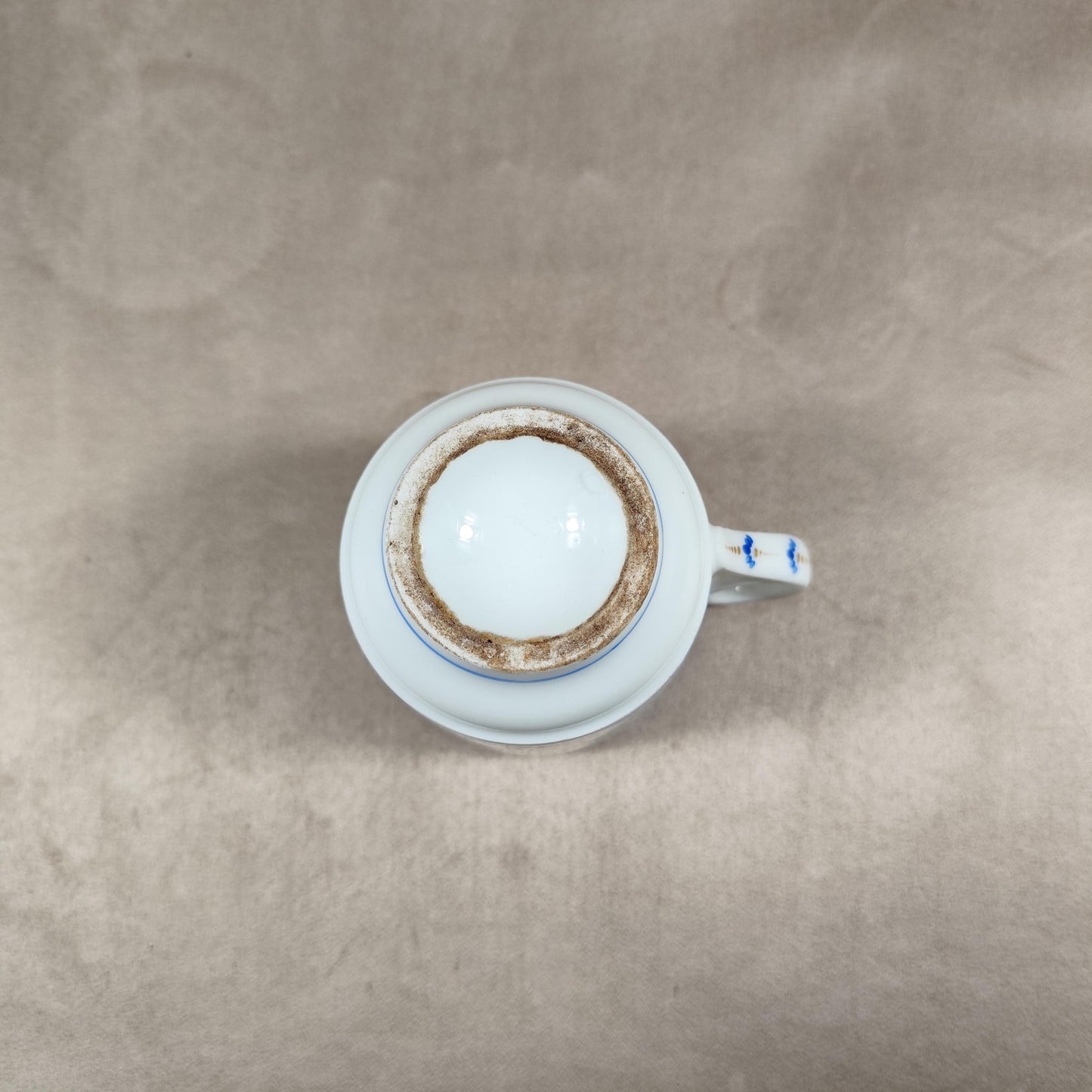 Tasse Brûlot ancienne en faïence blanche Made in France Vintage 1920