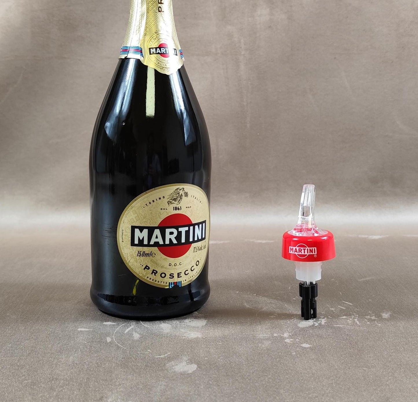 Bouchon de bouteille Martini en plastique Made in France Vintage 1980