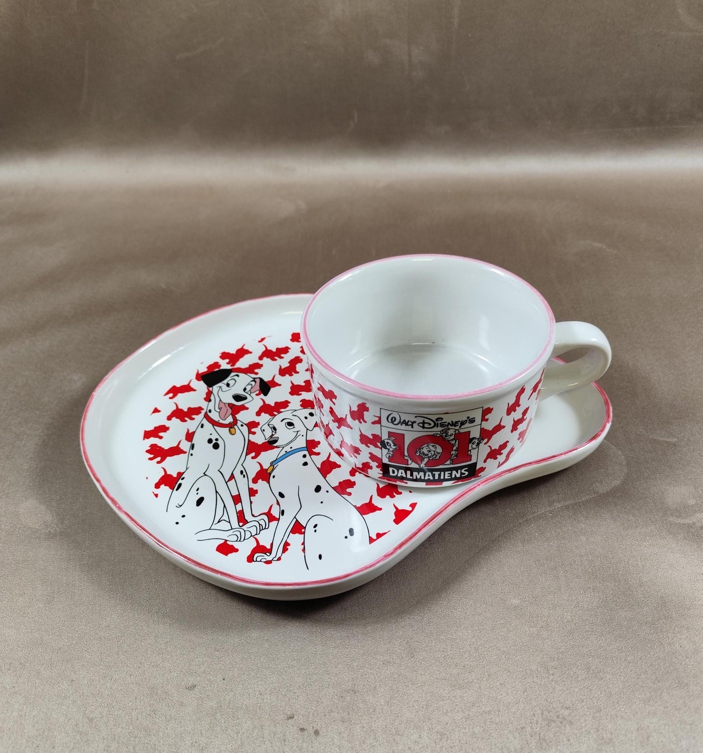 Service à petit déjeuner Walt Disney 101 dalmatiens Made in France Vintage 1990