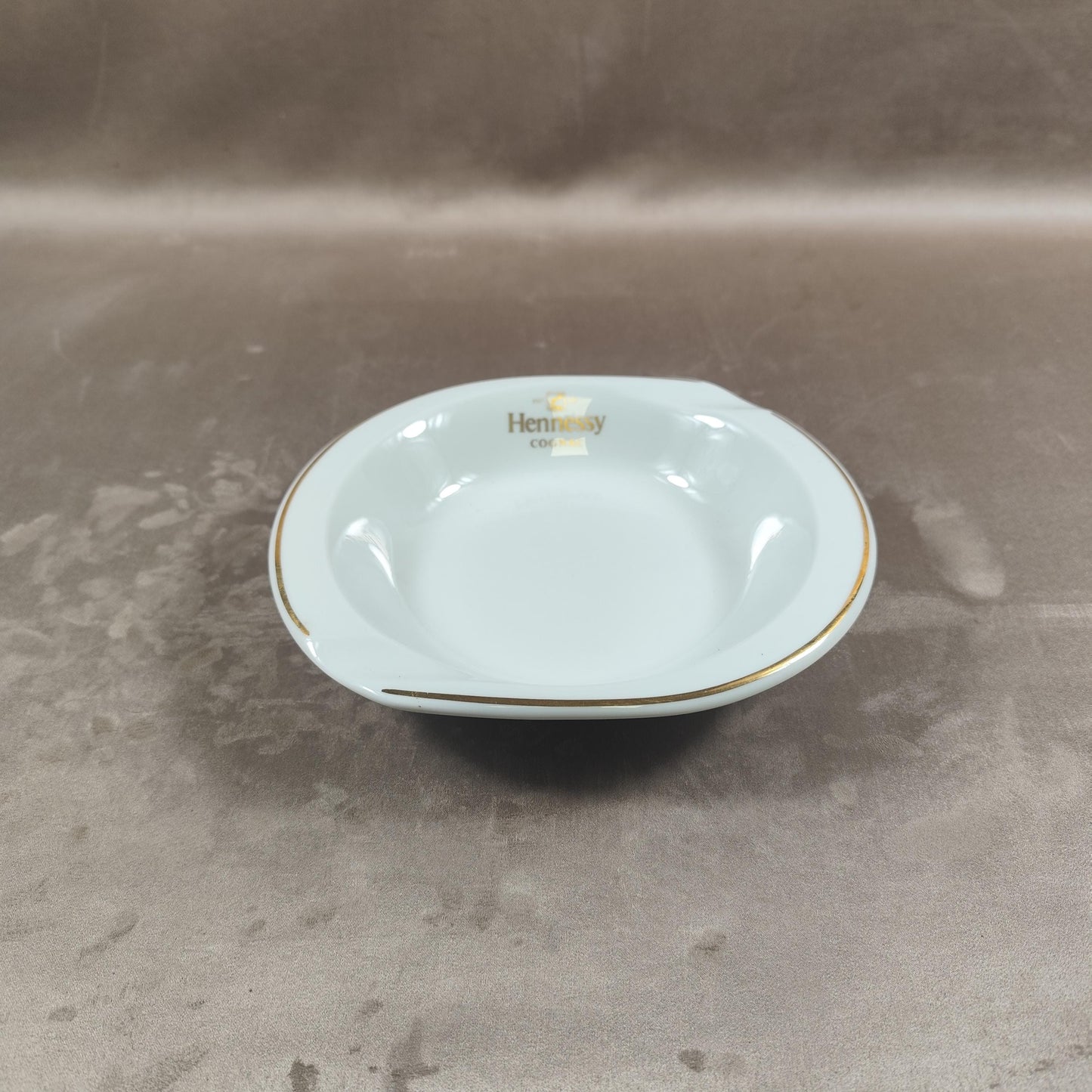 Cendrier XXL Cognac Hennessy en céramique par Bernardaud Limoges Made in France Vintage 1970